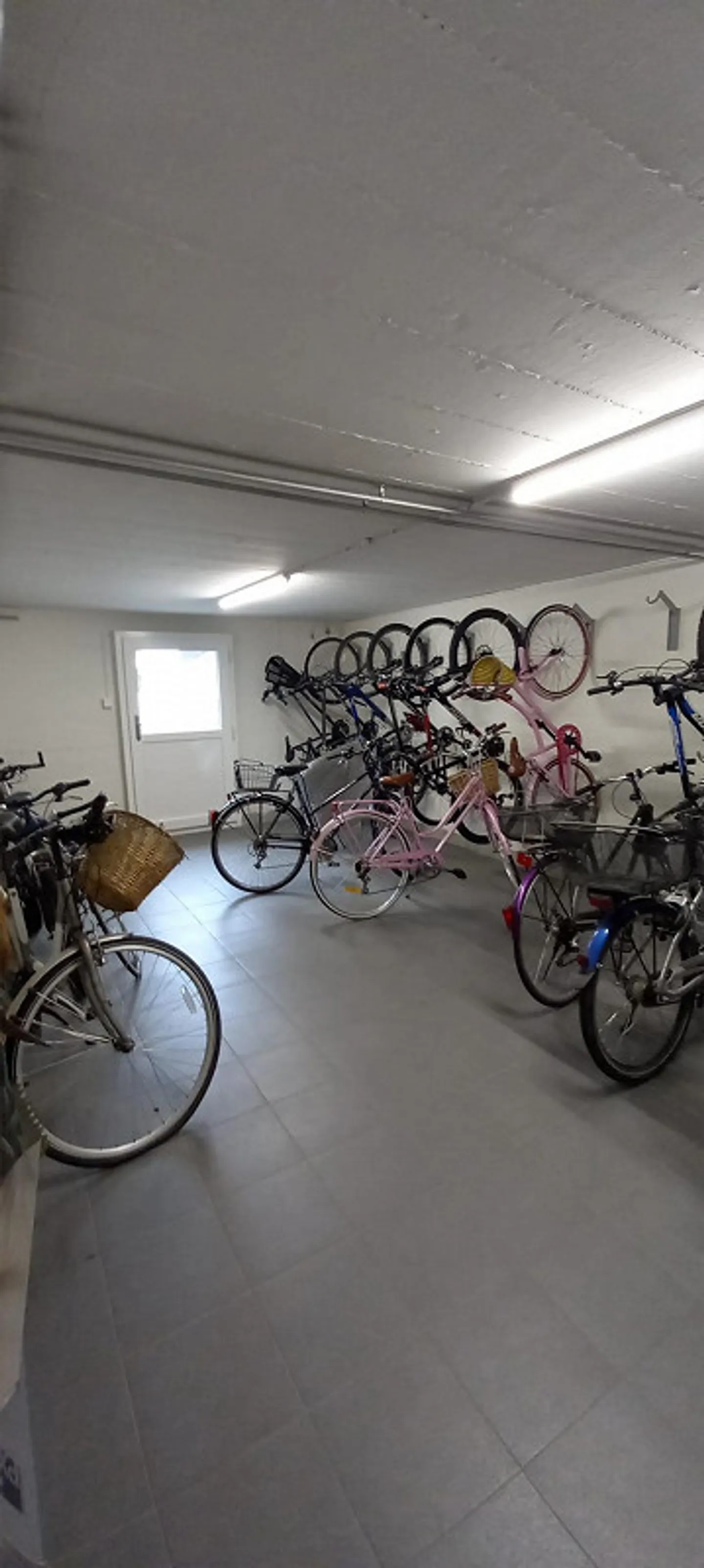 Cozy, renovated 3-room apartment 2nd floor - Photo 12 of 14