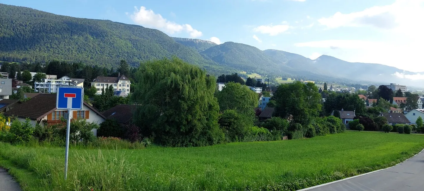 Building plots in a quiet location with beautiful views - Photo 4 of 5