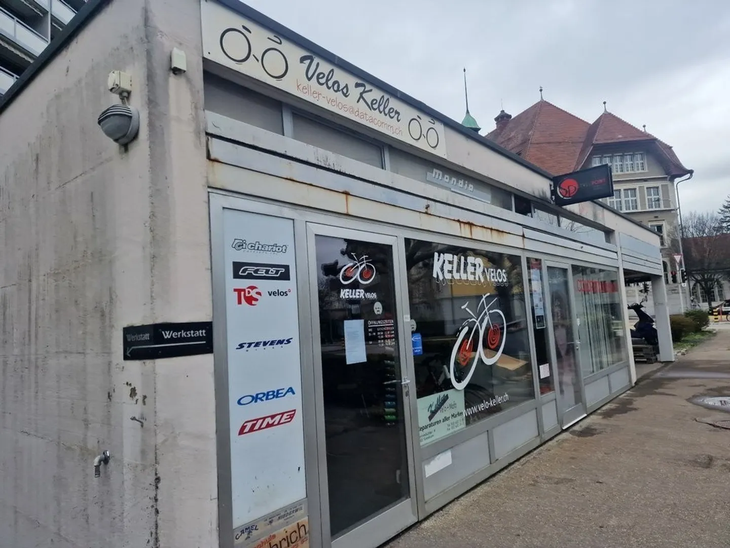 Retail space with workshop - Sell & work in one place! - Photo 5 of 5