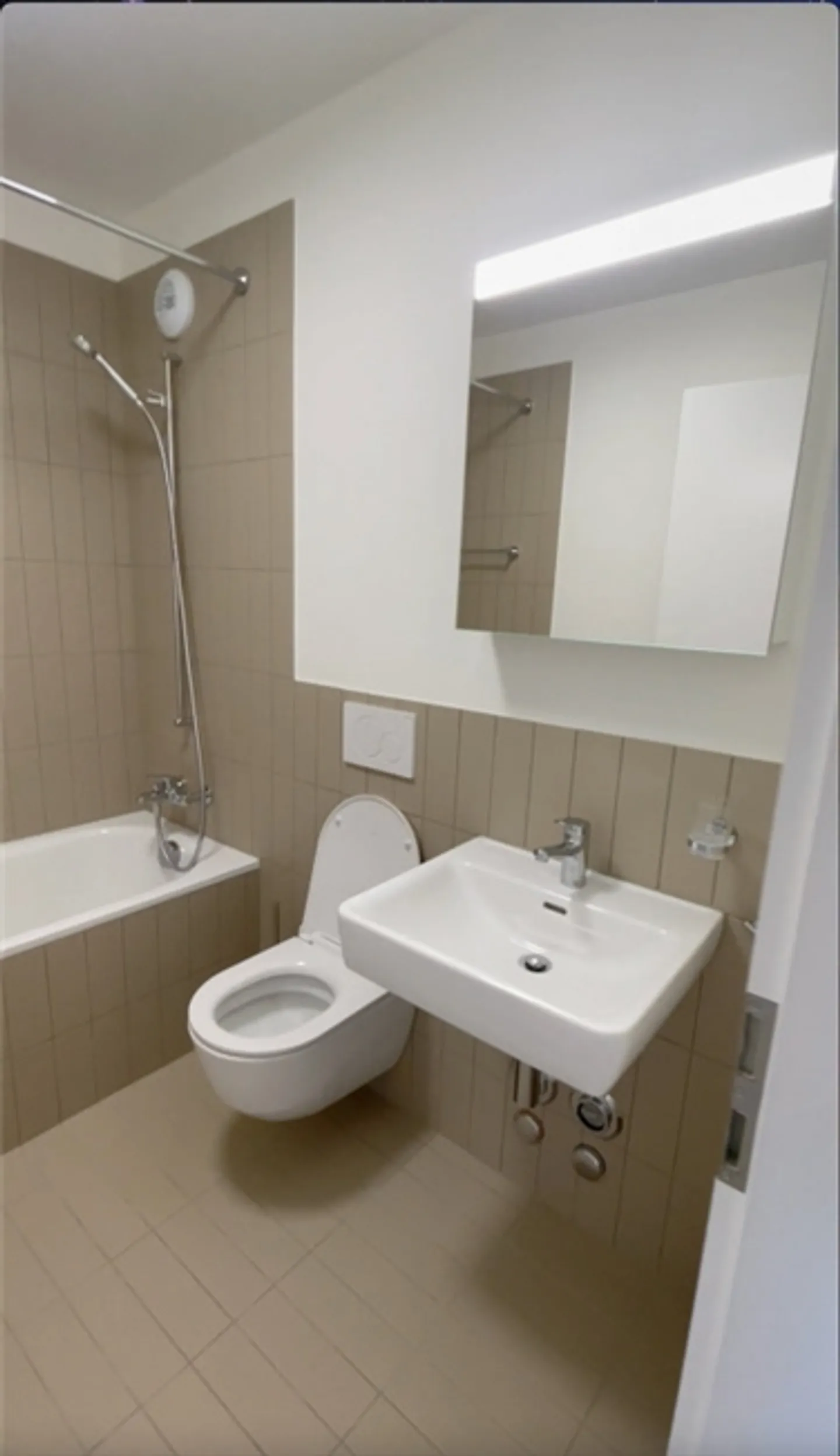 «Übernahme des Mietvertrags – 2,5 Zimmer, Nyon (Petite Prairie) am 01.02.2026» - Foto 3 von 10