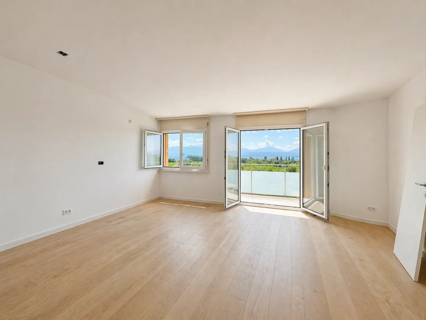 Charmant appartement 2½ pièces - Photo 2 sur 3