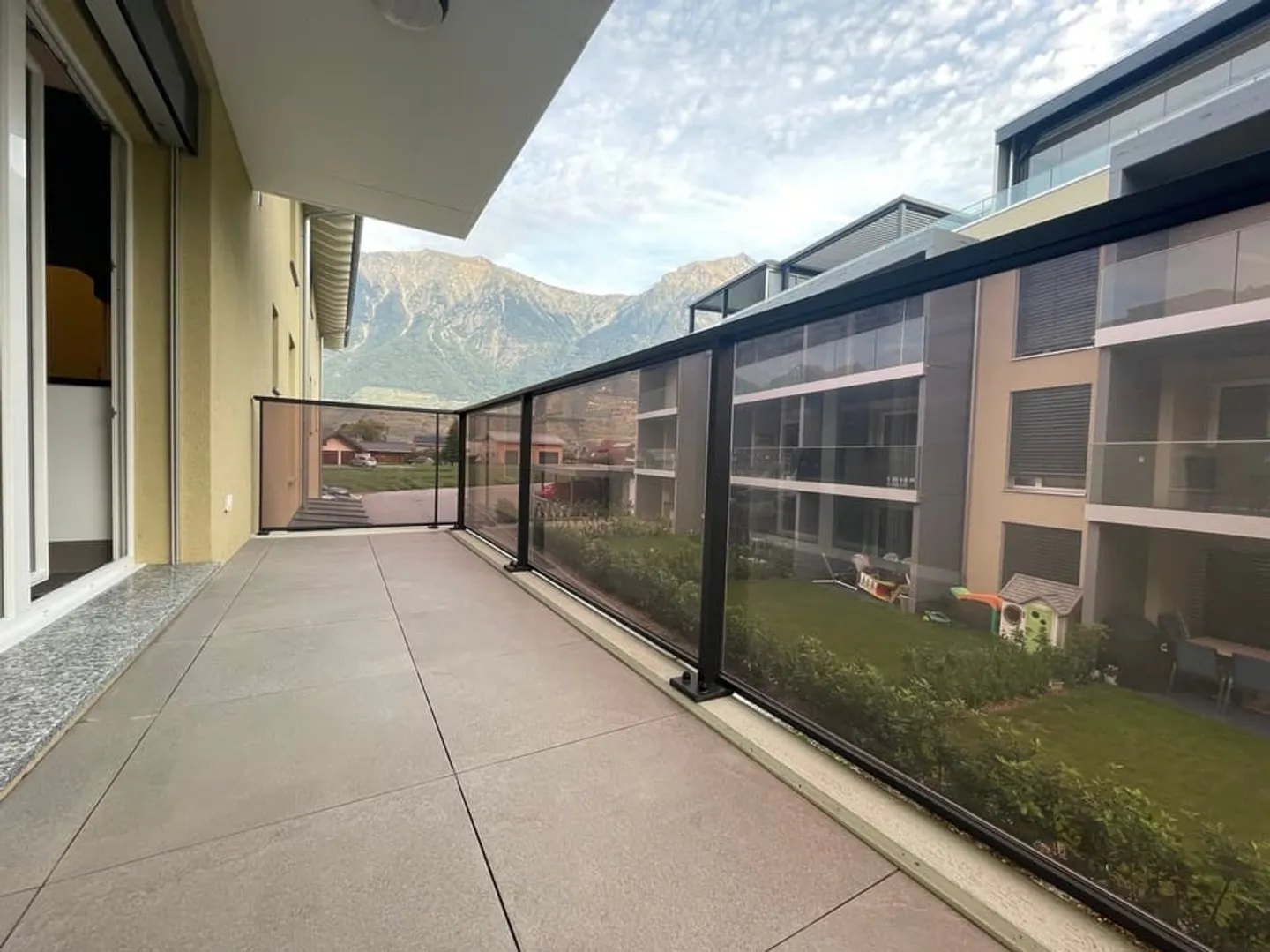 Pretty studio in a recently built building - Photo 5 of 6