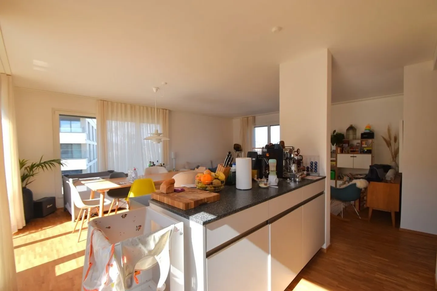 Central, modern, flooded with light - made for you! - Photo 4 of 11