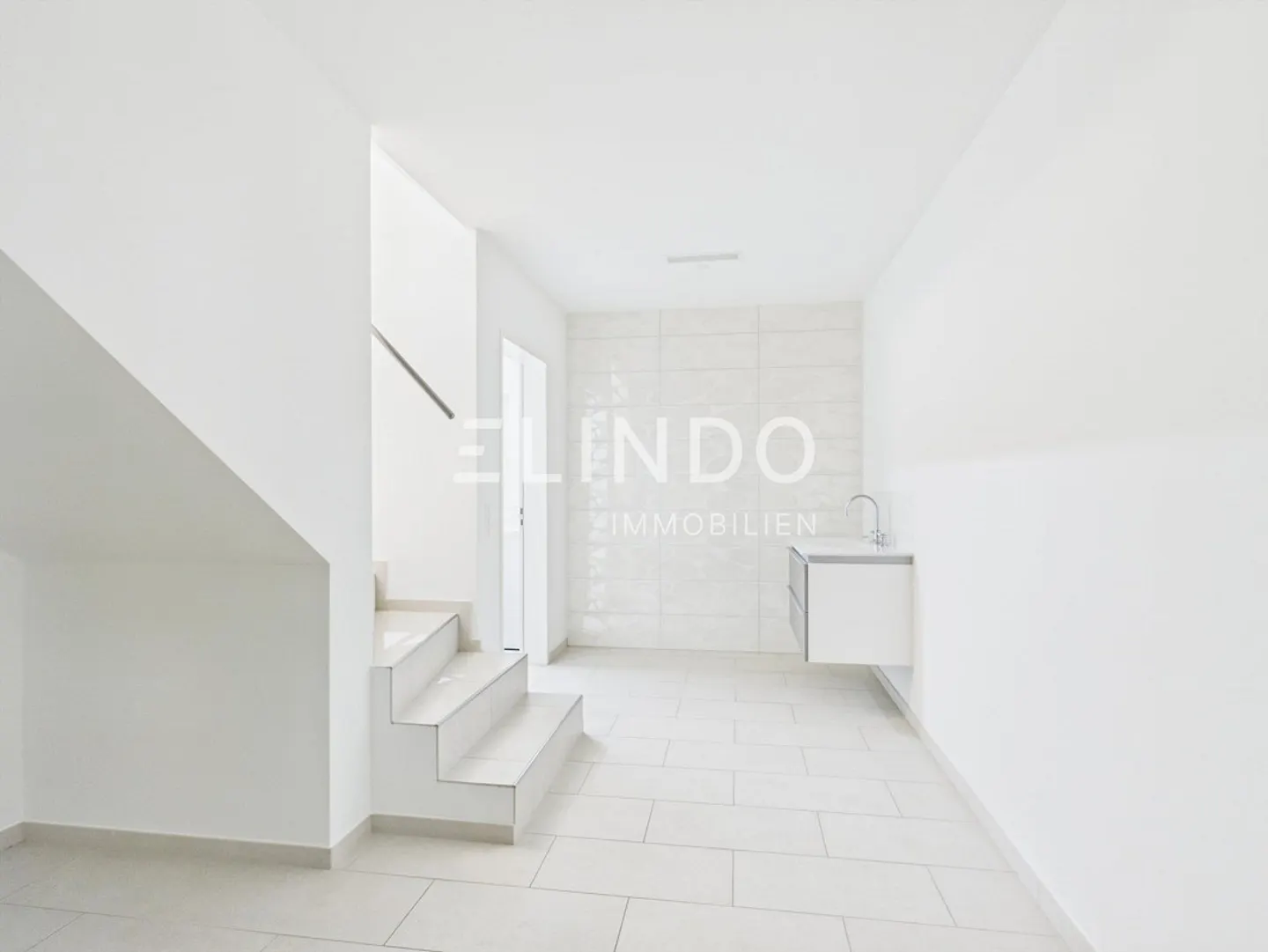 Atelier et logement au Greifensee : 202 m² à louer à Maur - Photo 11 sur 13