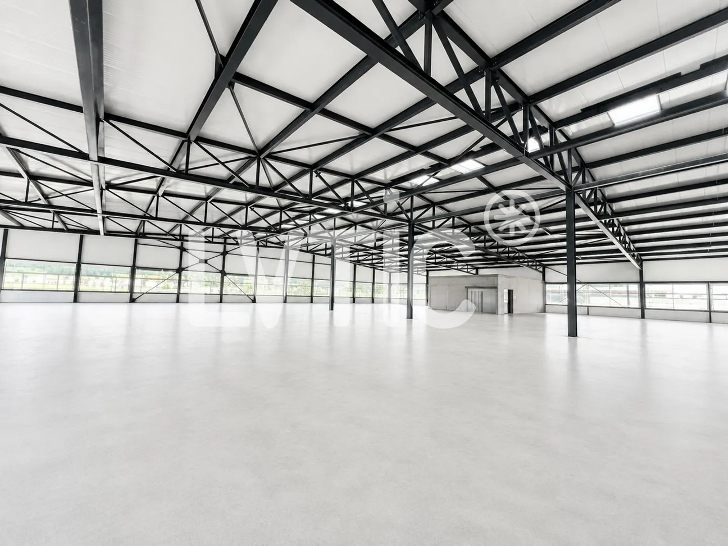 Industrial Hall and Offices for Rent - Photo 8 of 13