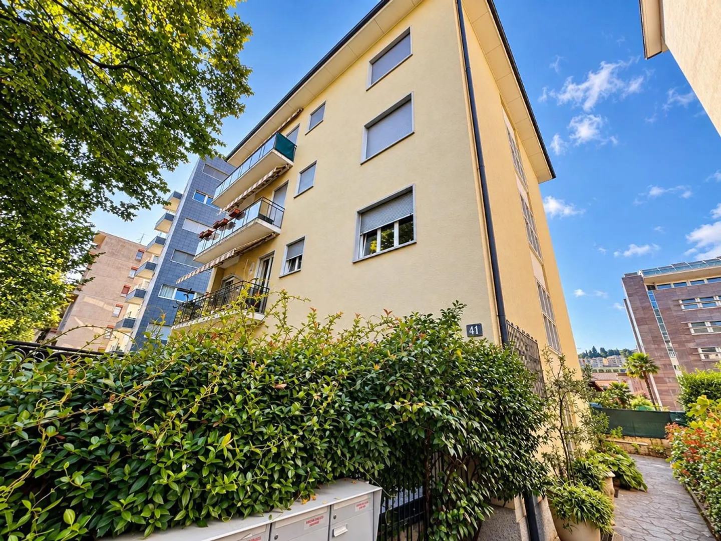 LUGANO CENTRALE | 4.5 ZIMMER + ZWEI MIETWOHNUNGEN – EINE EINZIGARTIGE IMMOBILIENMÖGLICHKEIT - Foto 3 von 28
