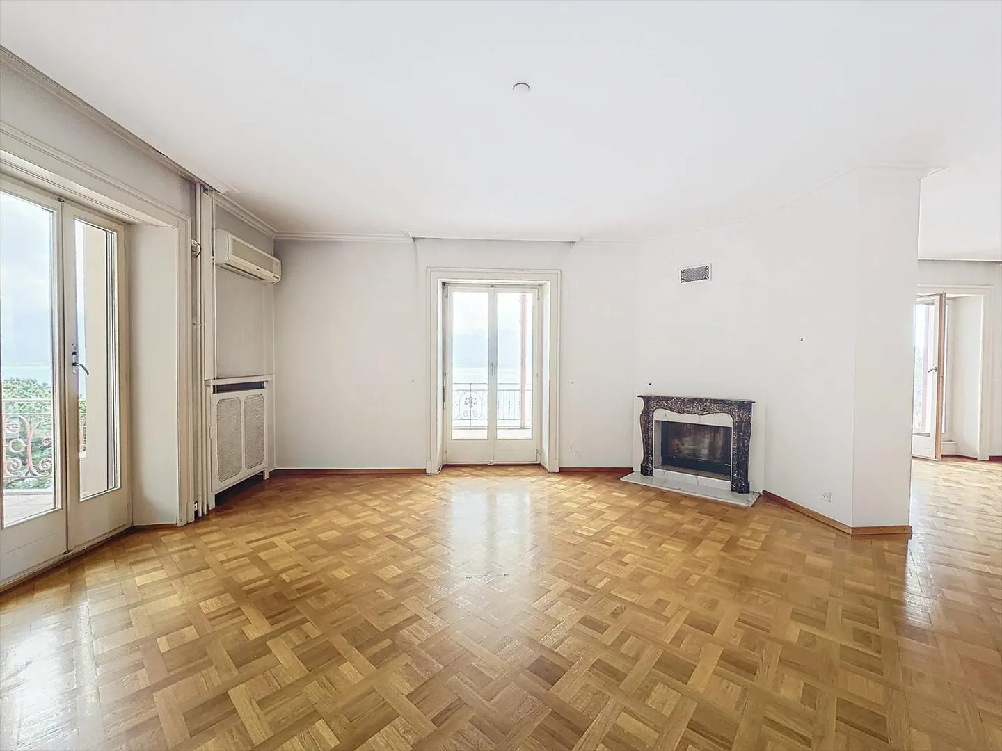 Magnifico appartamento di 5,5 stanze, direttamente sull'acqua! Residenza esclusiva! - Foto 5 di 11