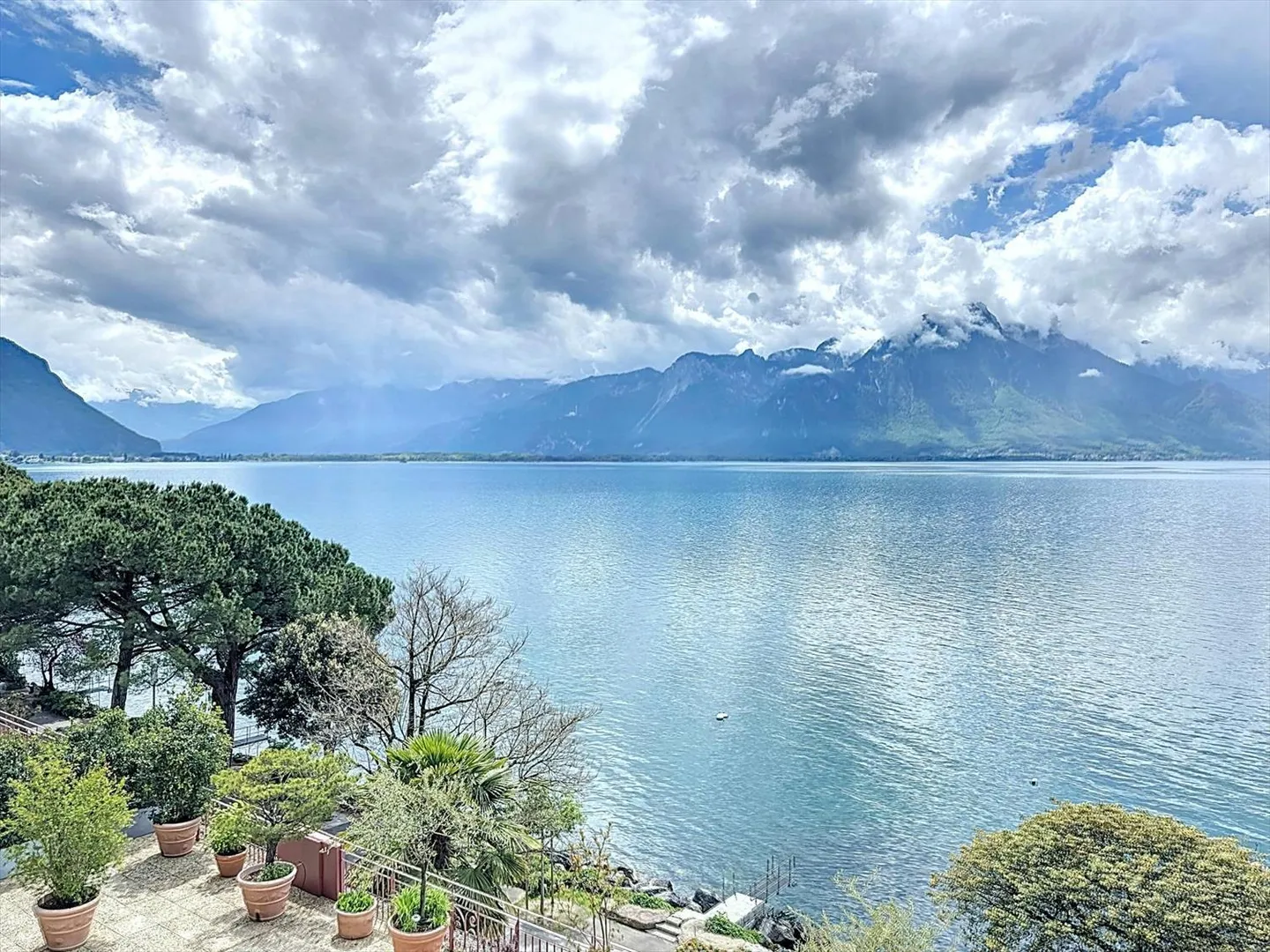 Magnifico appartamento di 5,5 stanze, direttamente sull'acqua! Residenza esclusiva! - Foto 3 di 11
