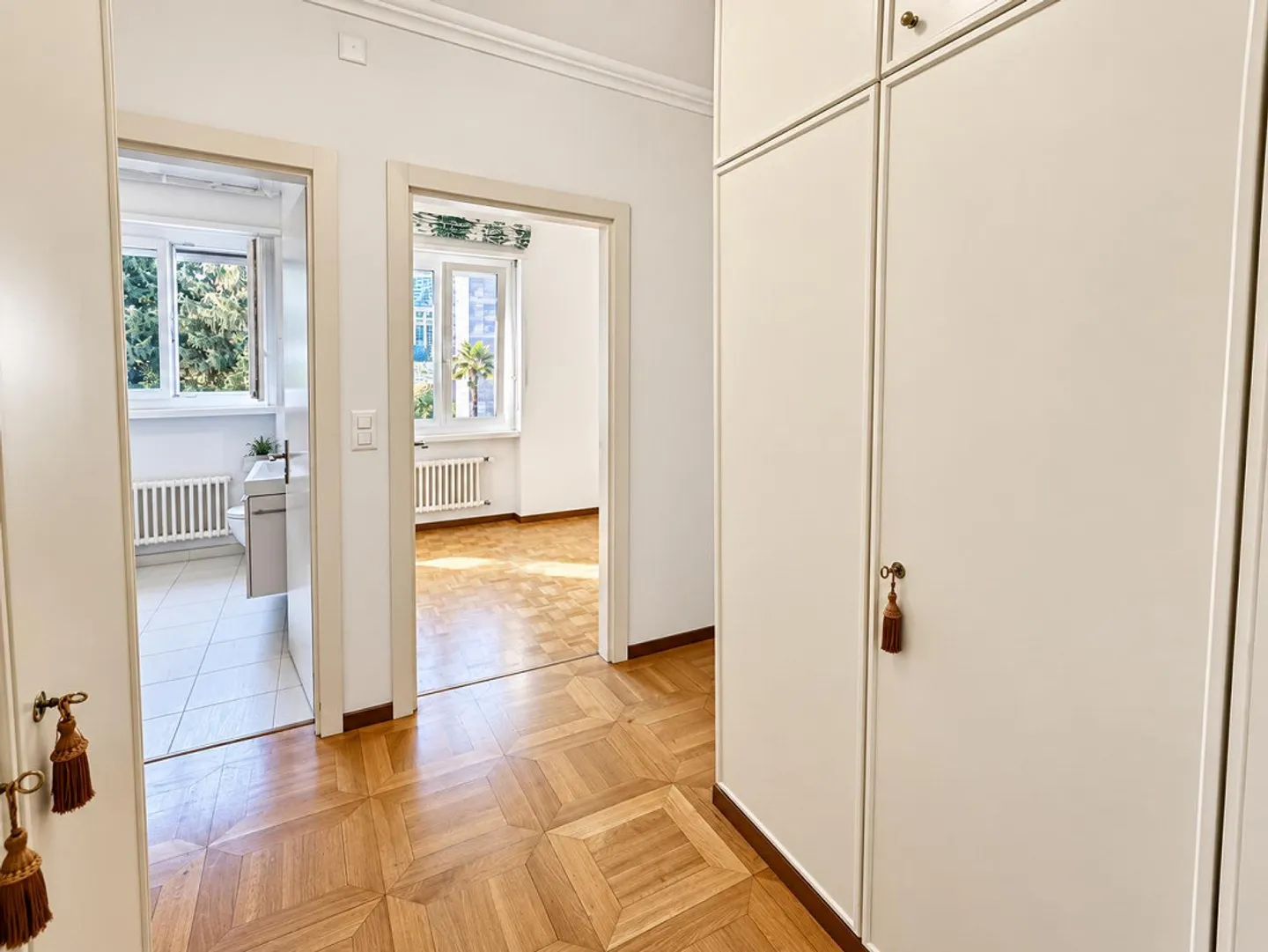 LUGANO CENTRALE | 4.5 ZIMMER + ZWEI MIETWOHNUNGEN – EINE EINZIGARTIGE IMMOBILIENMÖGLICHKEIT - Foto 15 von 28
