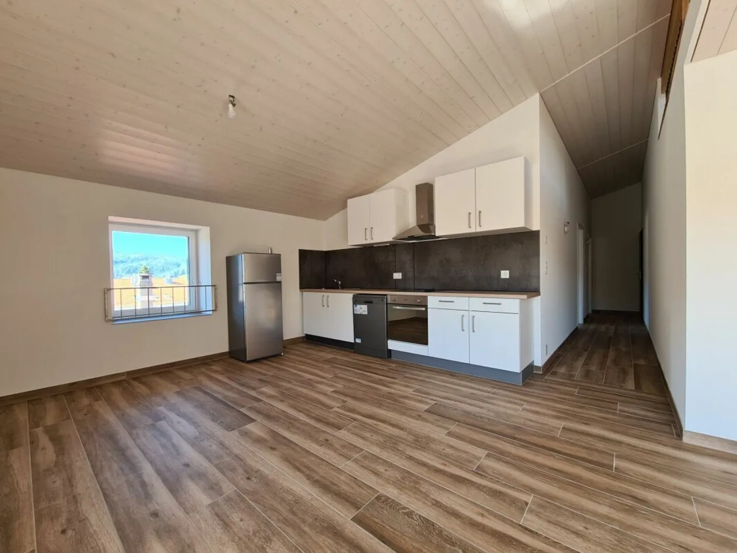 New 2-room penthouse apartment! - Photo 1 of 6