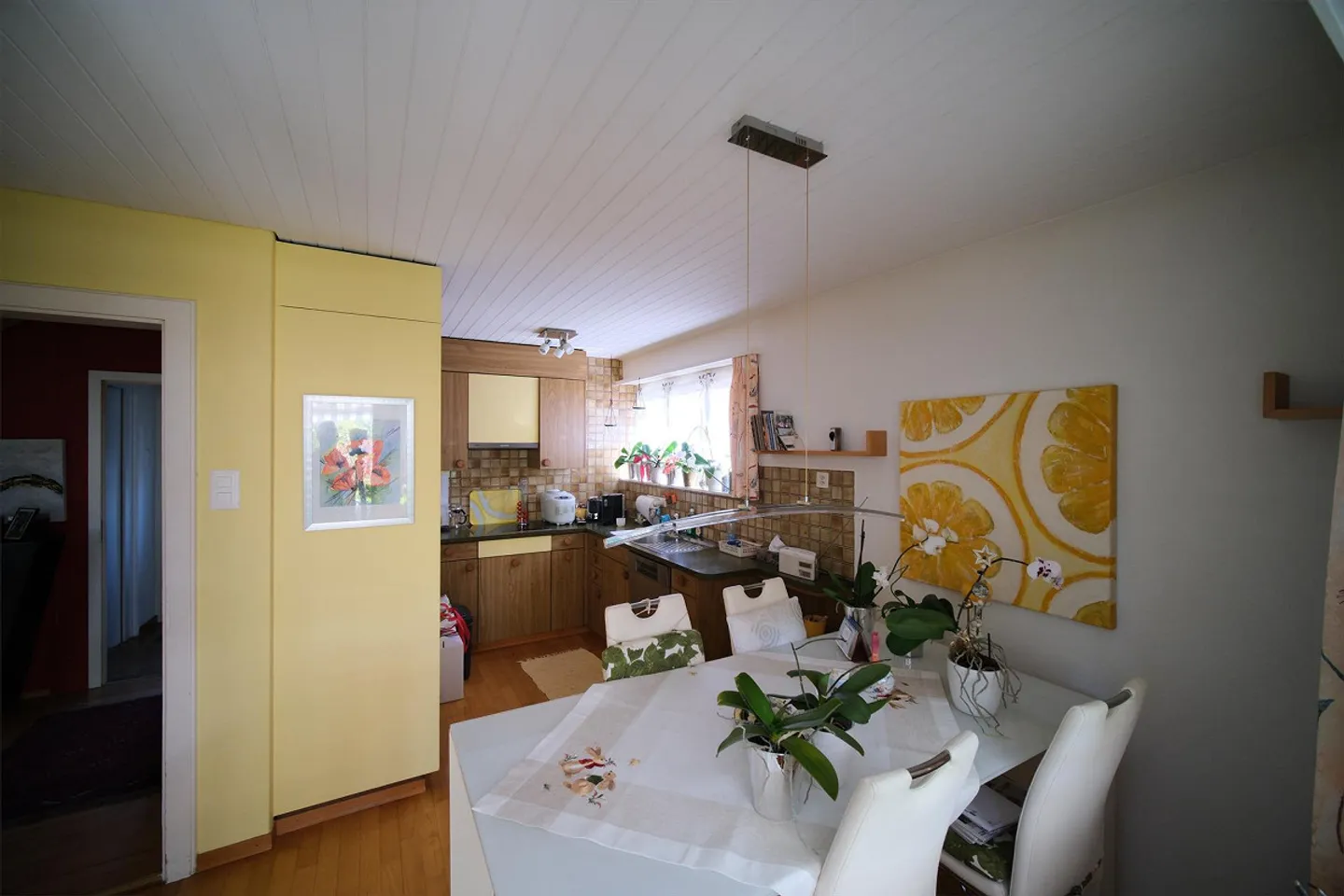 Casa unifamiliare di 7,5 stanze con salone di parrucchiere - Foto 3 di 13