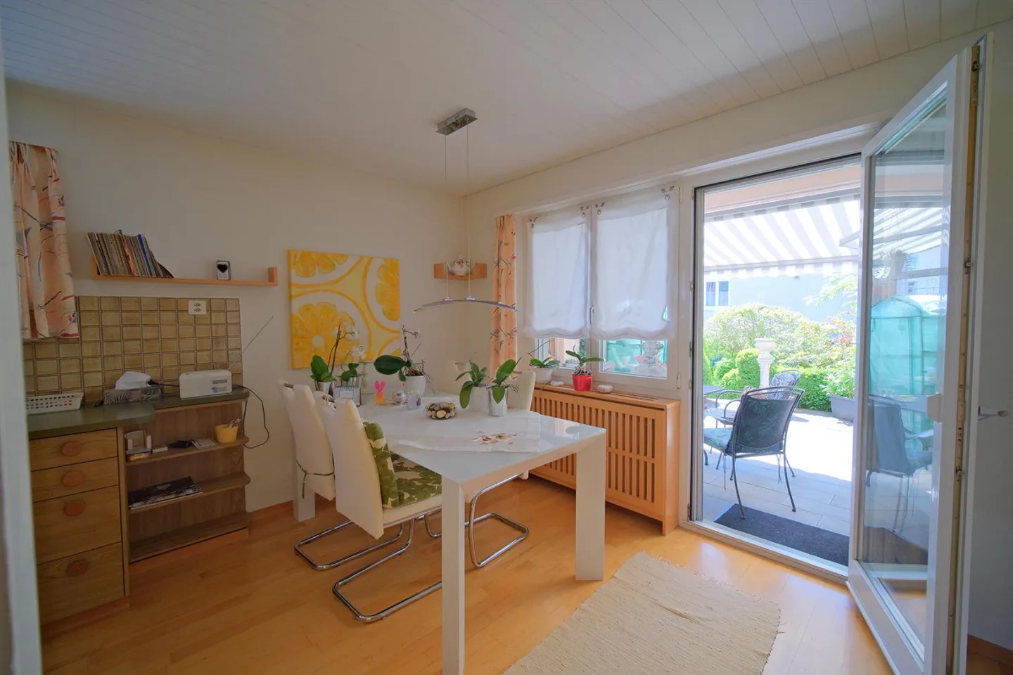 Casa unifamiliare di 7,5 stanze con salone di parrucchiere - Foto 4 di 13