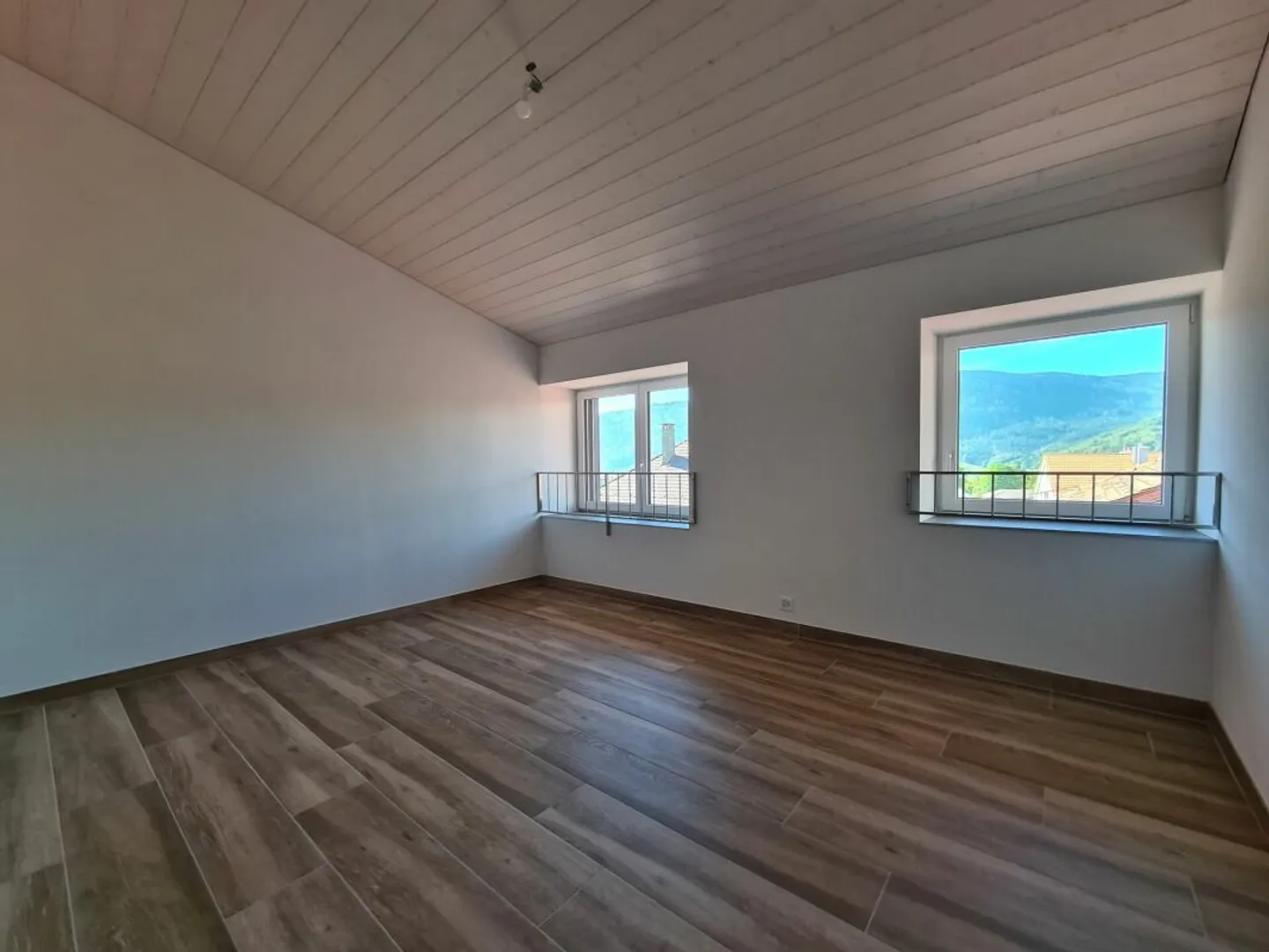New 2-room penthouse apartment! - Photo 5 of 6