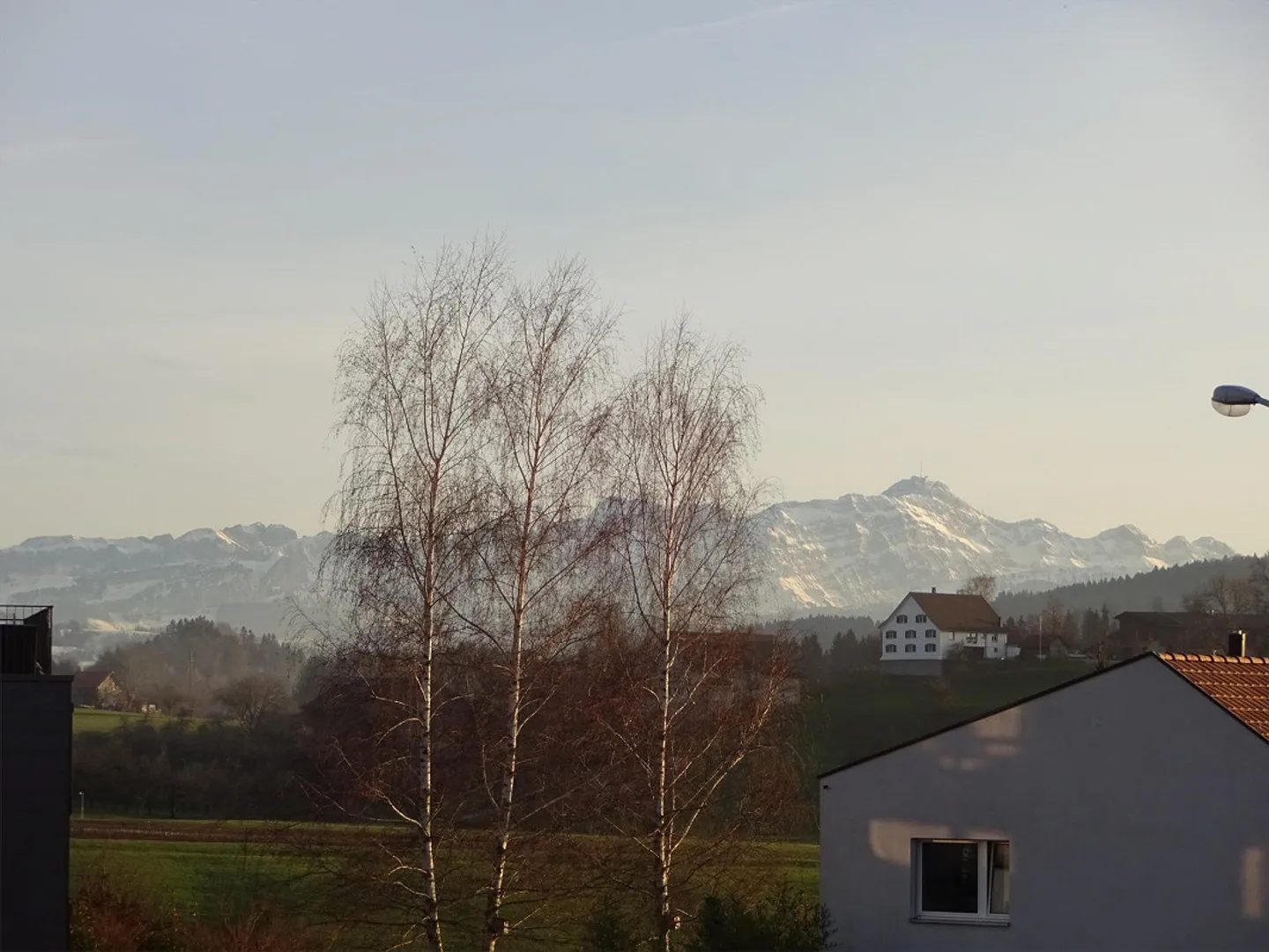 Luminoso appartamento di 2,5 locali con balcone e vista sul Säntis - Foto 1 di 6