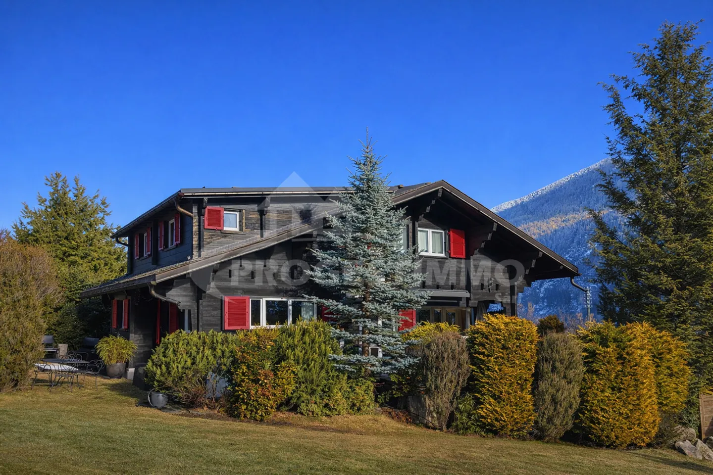 Chalet Incantevole in Posizione Soleggiata - Foto 1 di 12