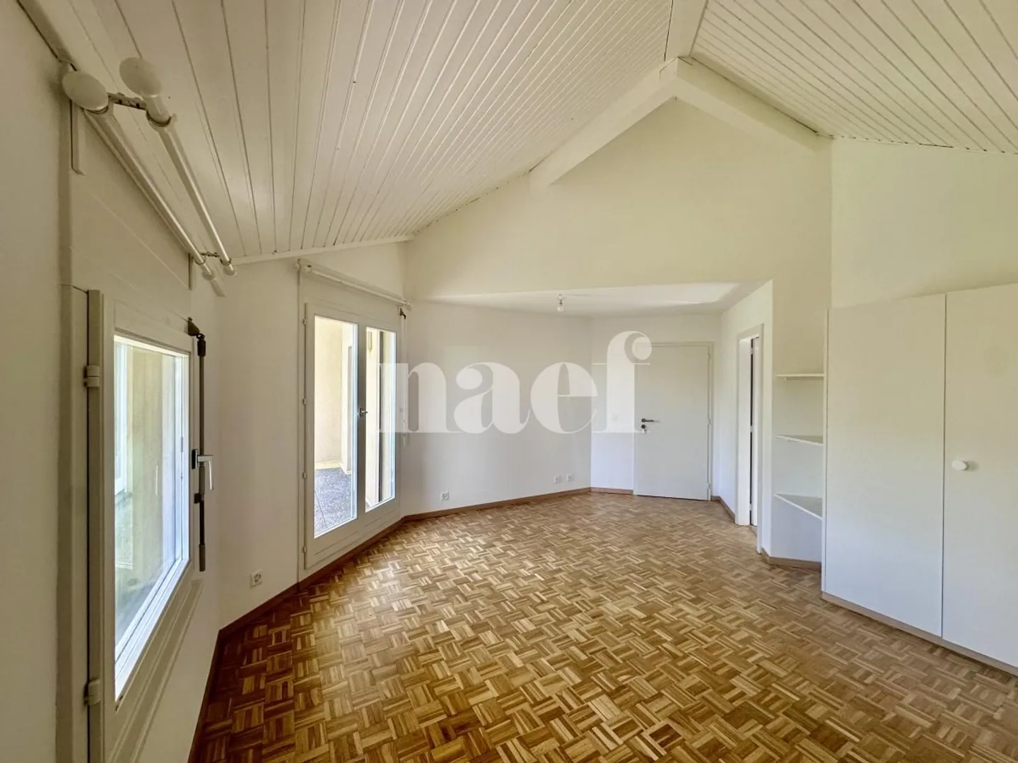 Charming semi-detached villa with veranda and garden in Genthod - Photo 8 of 13
