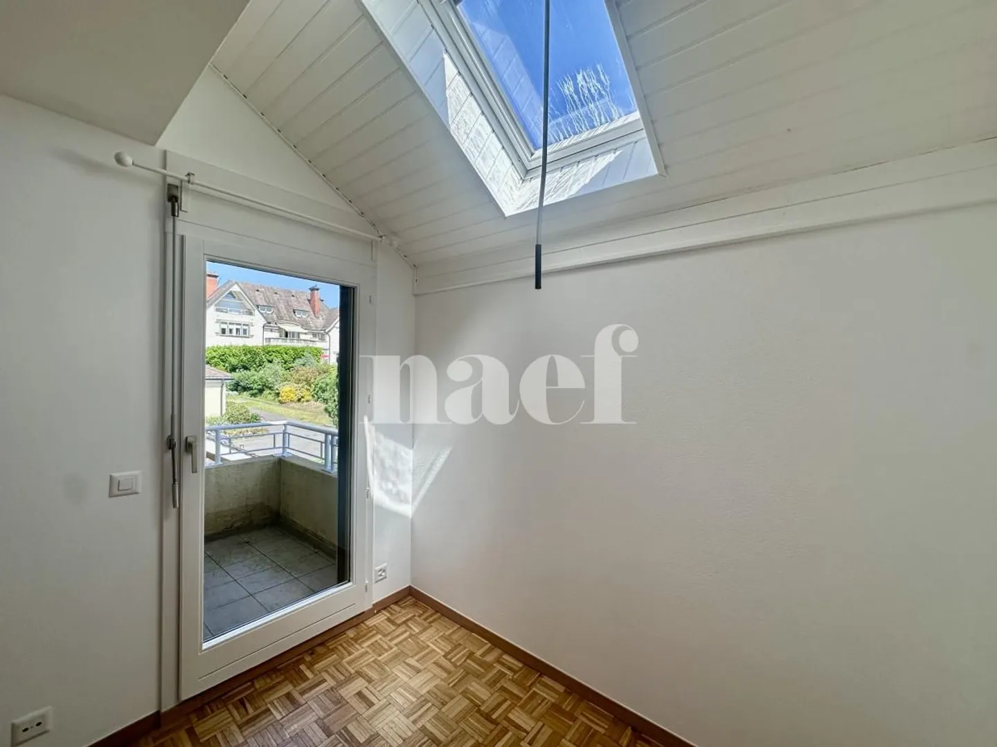 Charming semi-detached villa with veranda and garden in Genthod - Photo 11 of 13