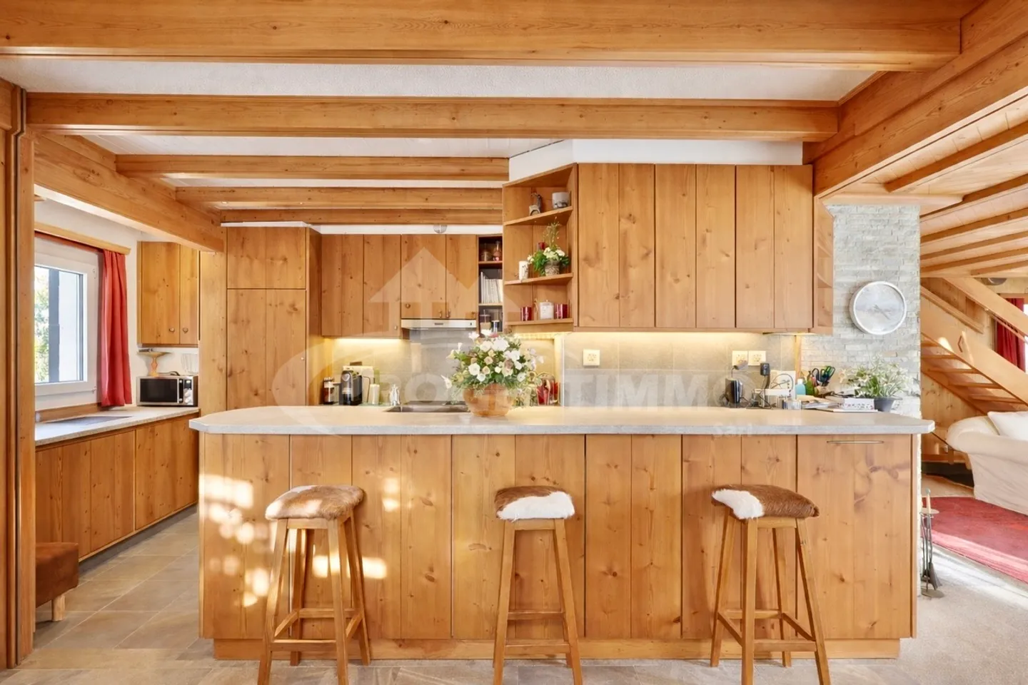 Chalet Incantevole in Posizione Soleggiata - Foto 5 di 12