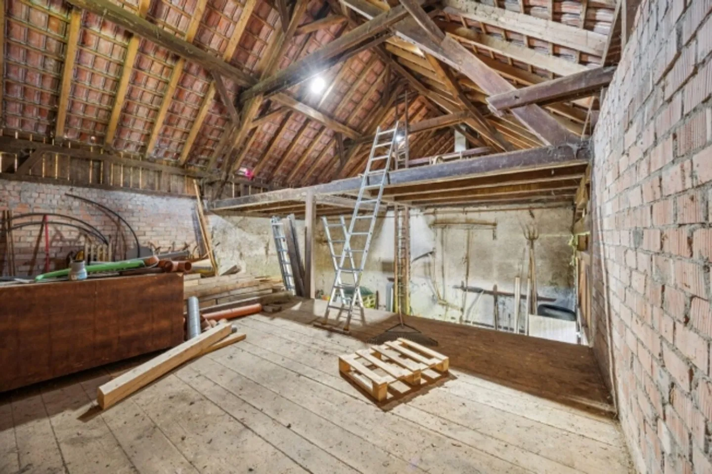 Building land with old property in Bettlach with versatile usage possibilities - Photo 11 of 12