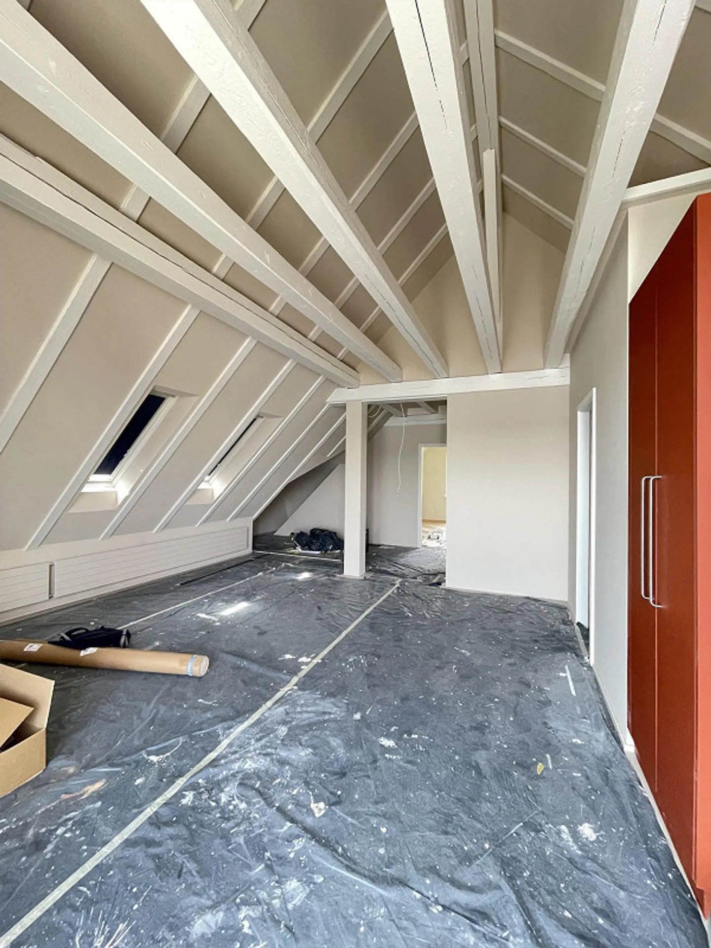 Appartement exceptionnel sous les combles à Thalwil avec vue à 180° sur le lac de Zurich - Photo 13 sur 17