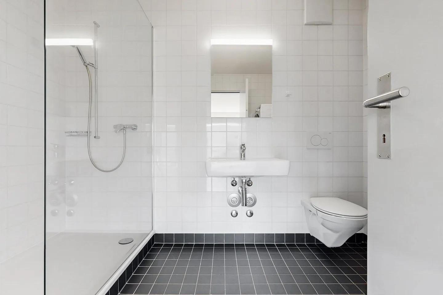 Appartamento in affitto - Foto 9 di 11