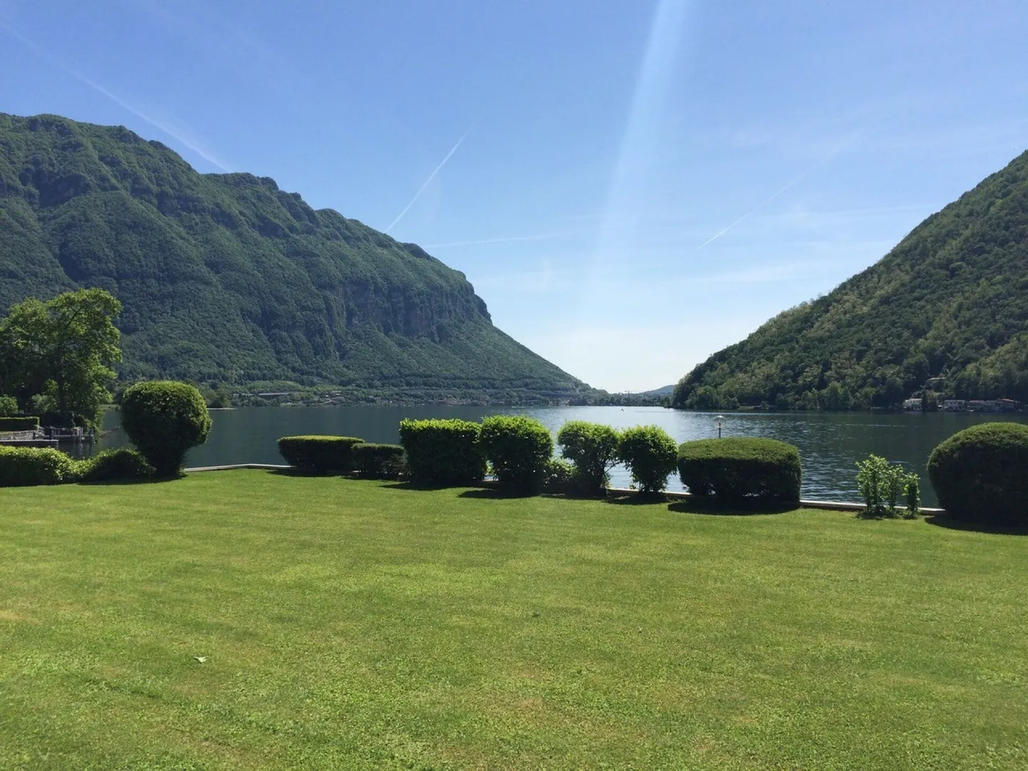2,5 pièces avec vue sur le lac et balcon - Photo 6 sur 6
