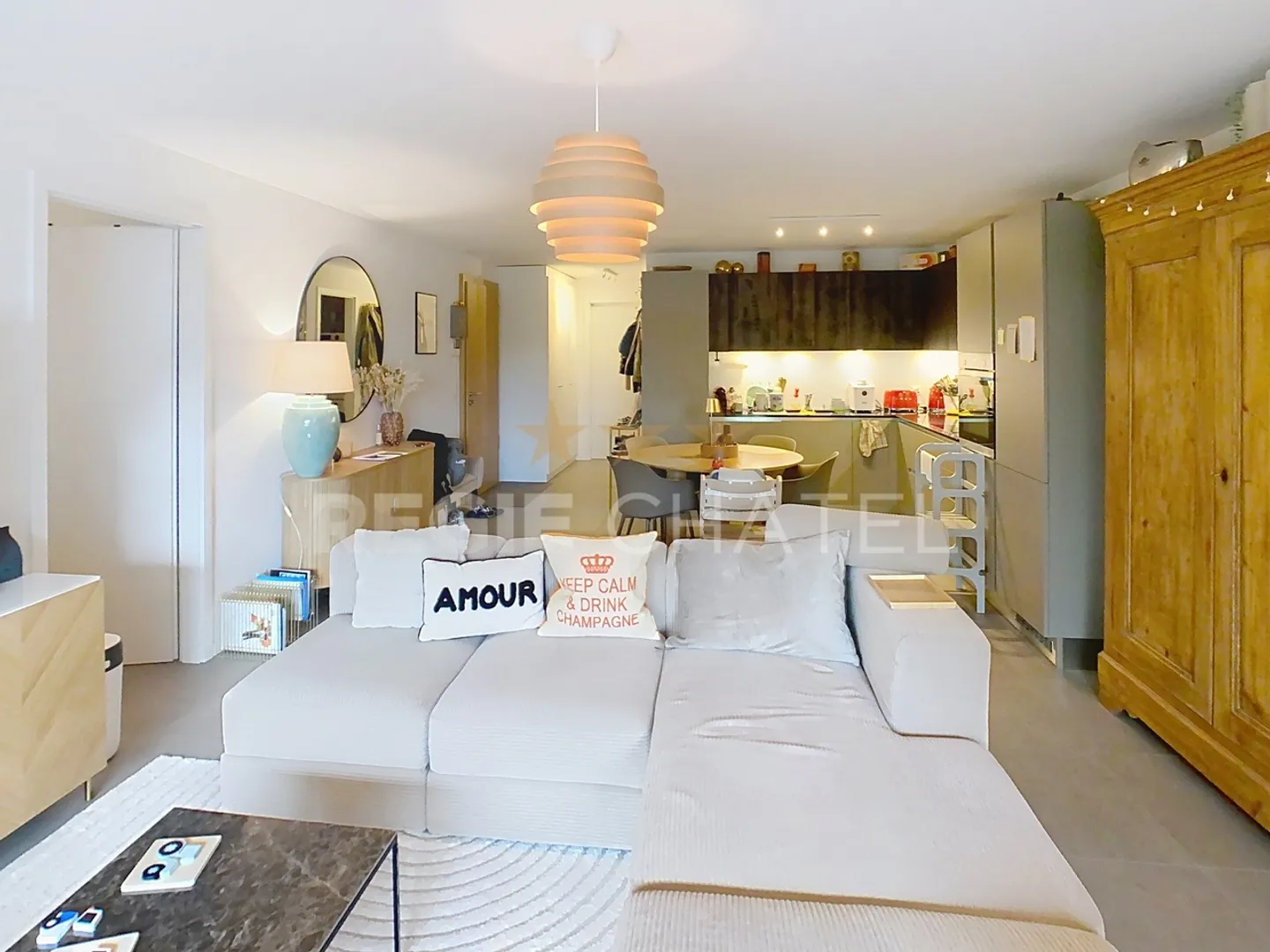 Charmant appartement 3.5pces - Photo 3 sur 8