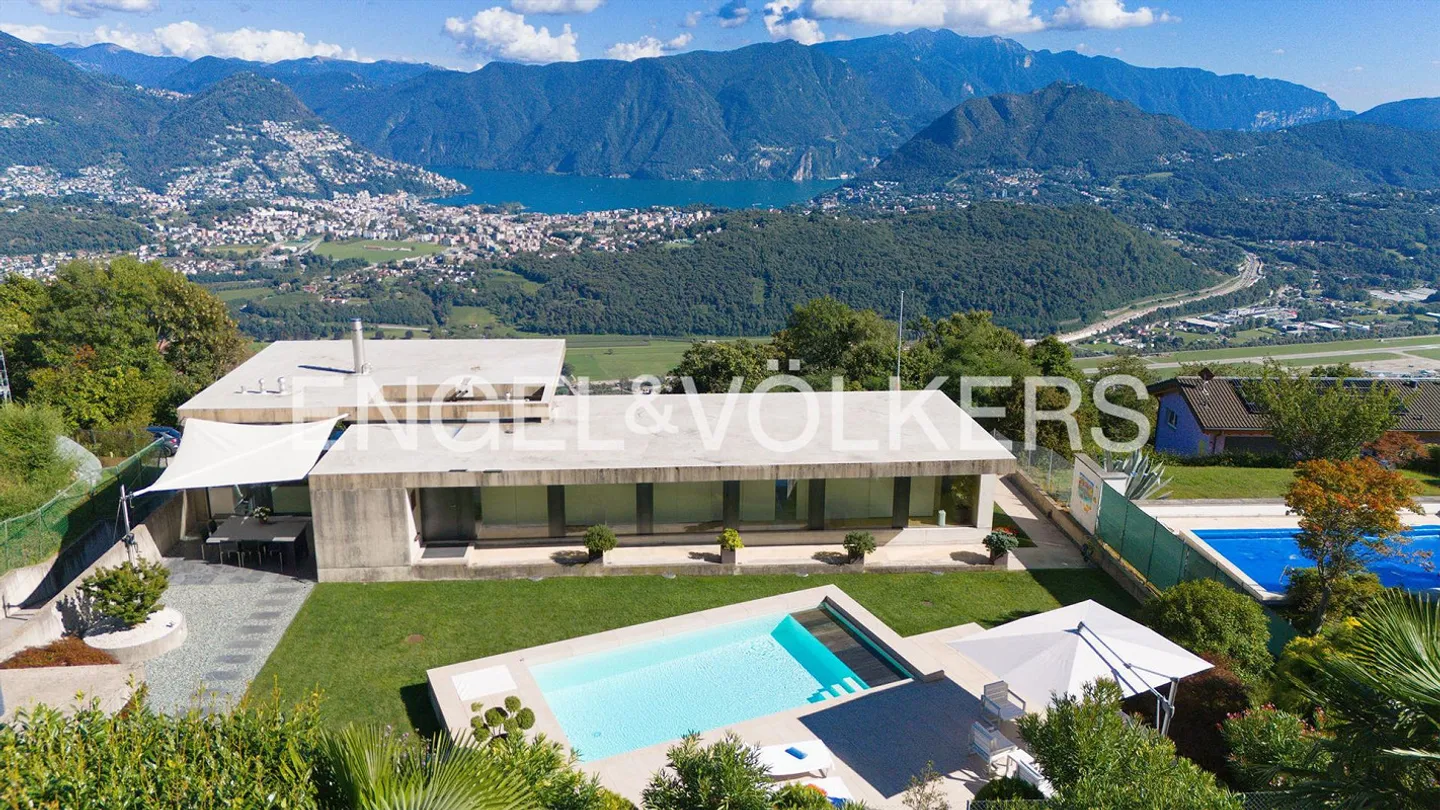 Villa raffinée avec jardin et vue exclusive sur le lac - Photo 12 sur 13