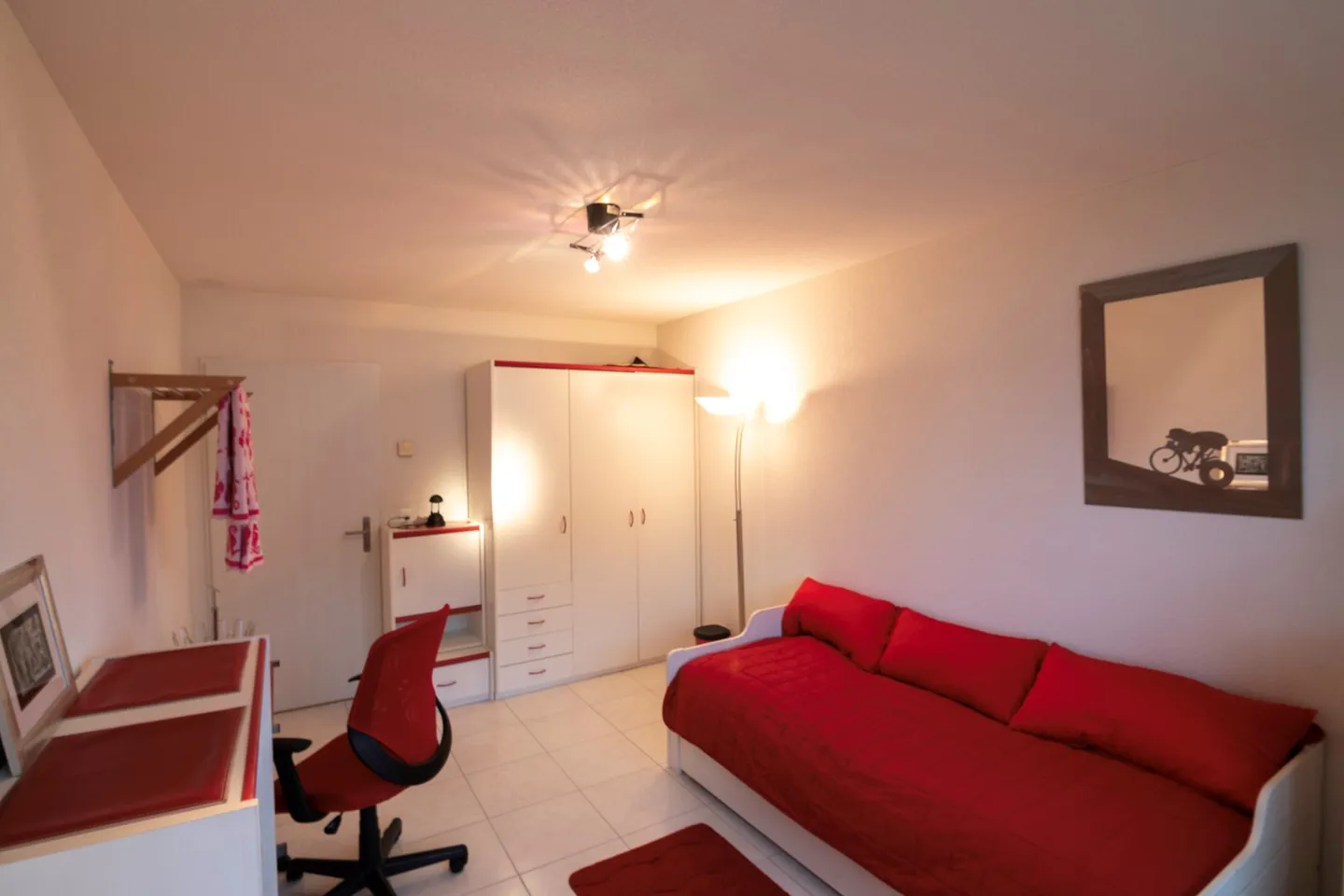 Furnished Apartment - Photo 14 of 21