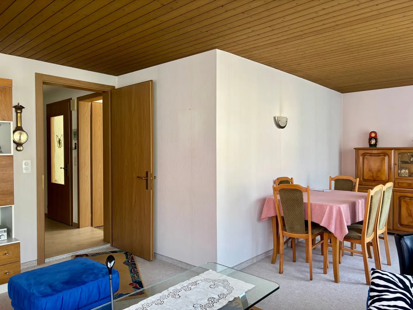 Single-family house with studio apartment in a central location in Schattdorf - Photo 4 of 28