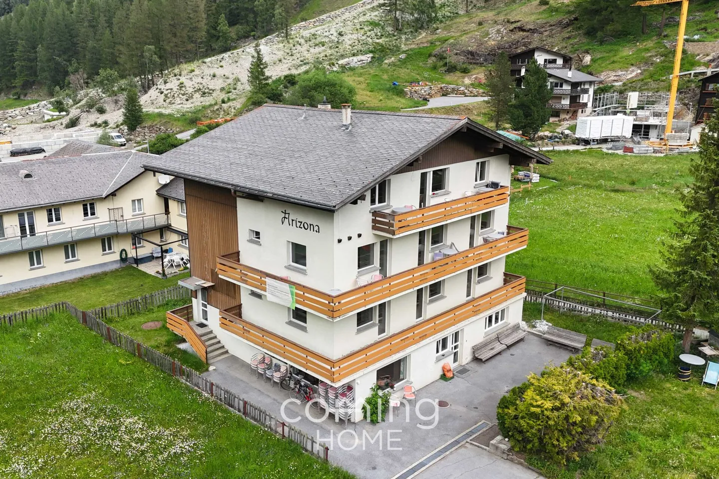 Maison de groupe attrayante à Saas-Grund avec potentiel d'extension et panorama alpin - Photo 1 sur 19