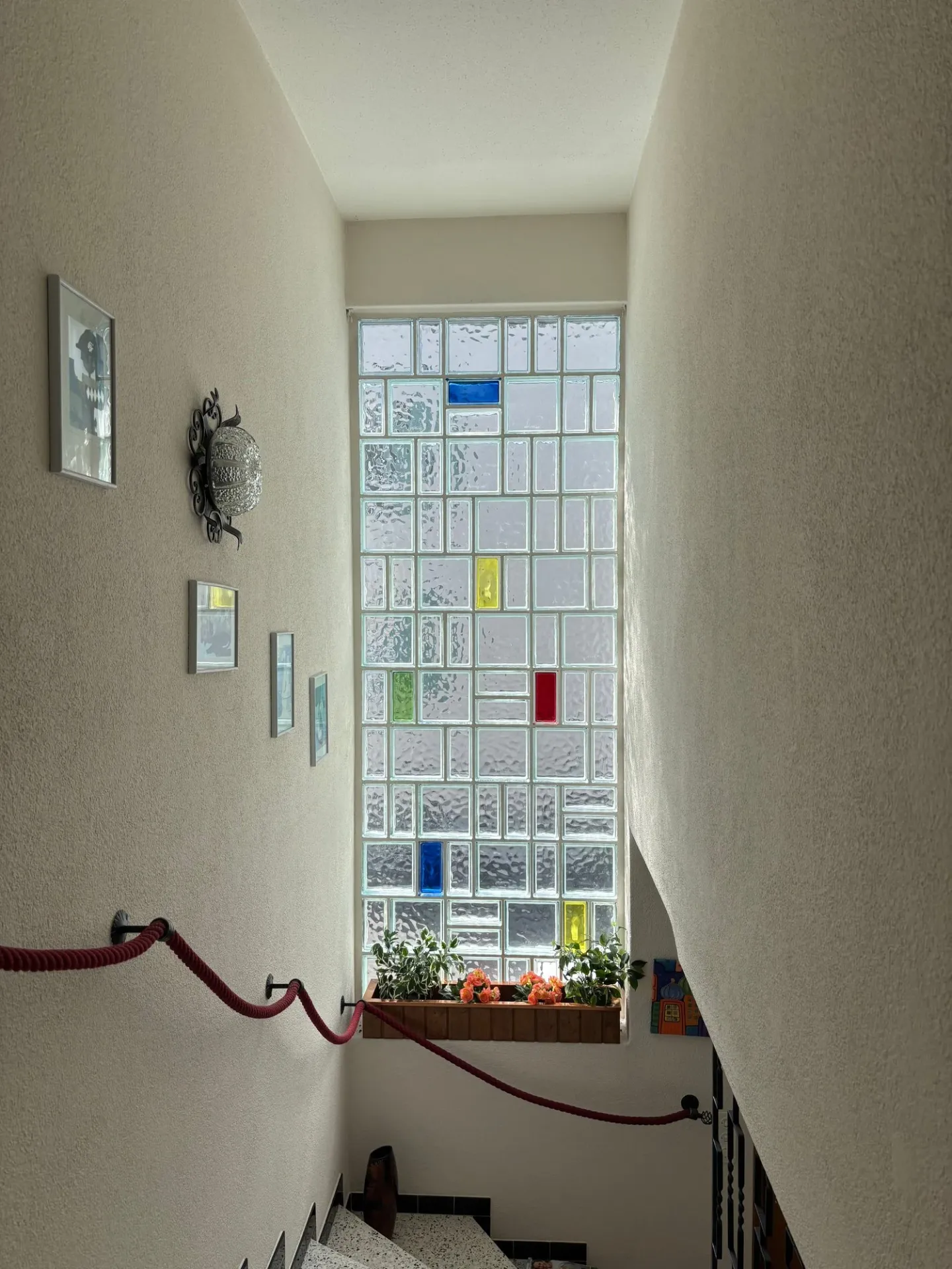 Single-family house with studio apartment in a central location in Schattdorf - Photo 15 of 28