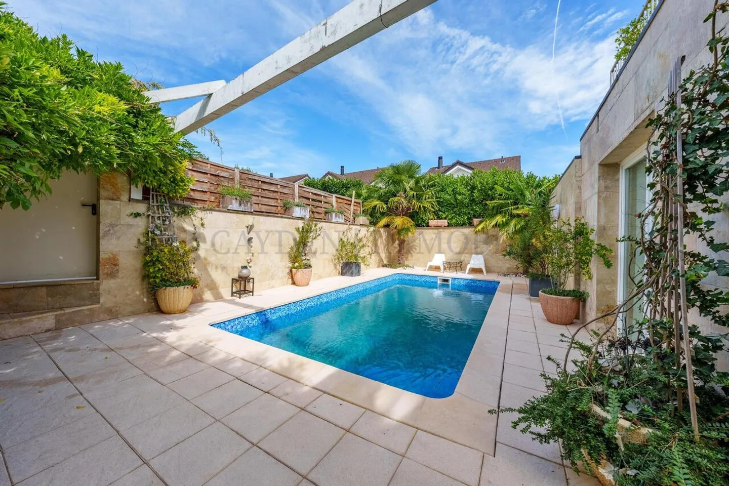 Bellissima villa individuale con piscina! - Foto 1 di 11