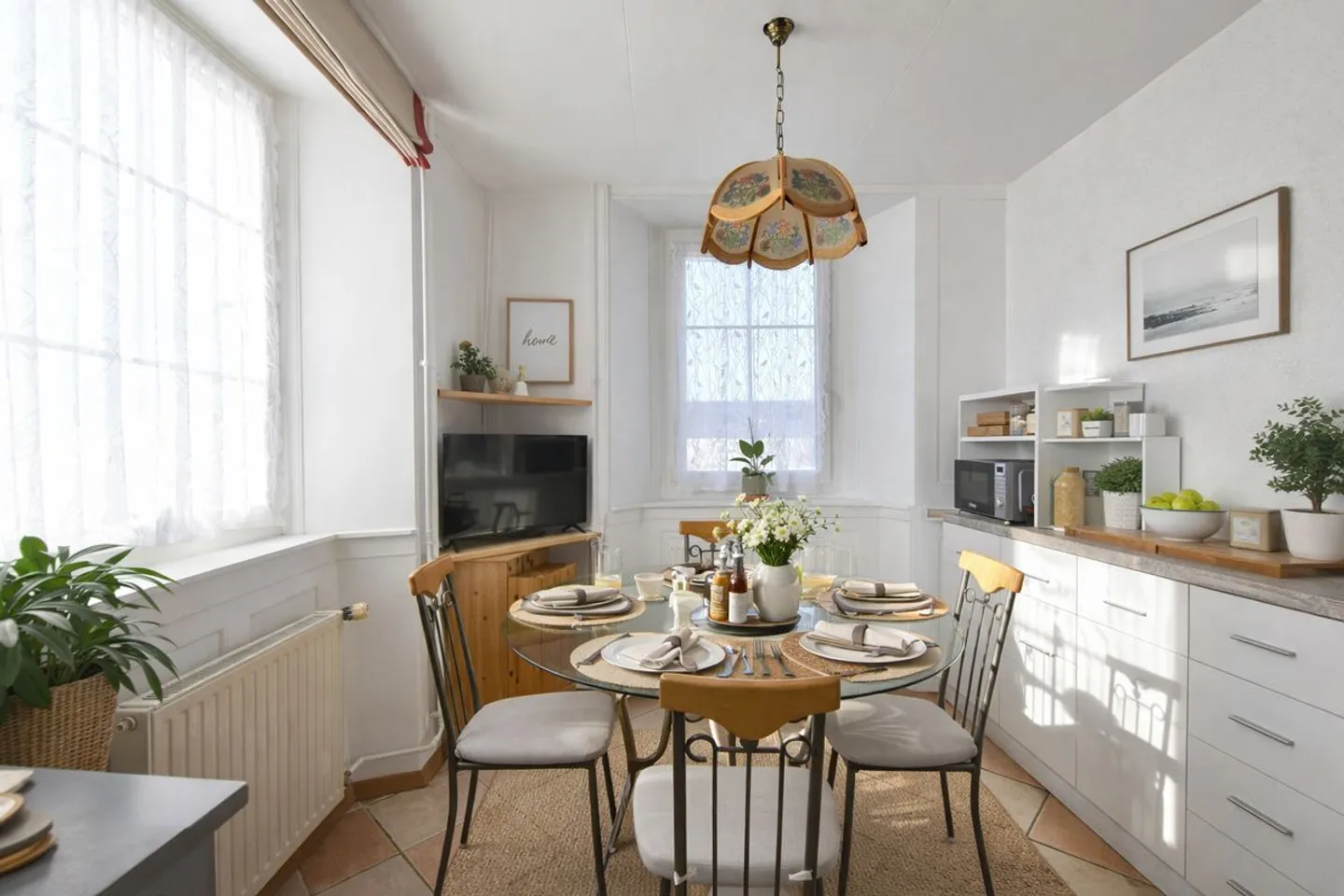 Casa bifamiliare a Chenit: Spazio, comfort e fascino per tutta la famiglia - Foto 3 di 11