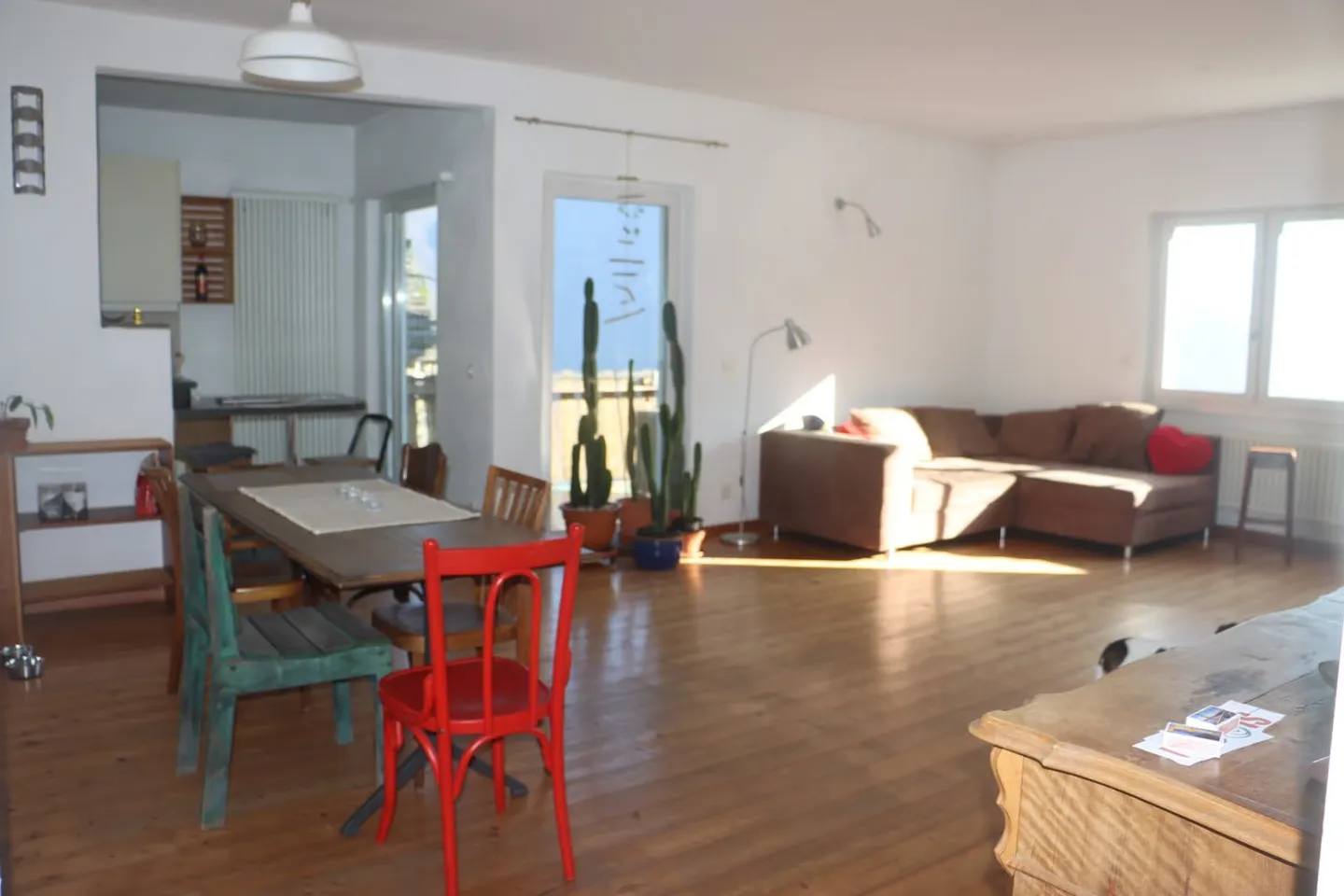 Casa bifamiliare soleggiata vicino ai laghi - Foto 7 di 22