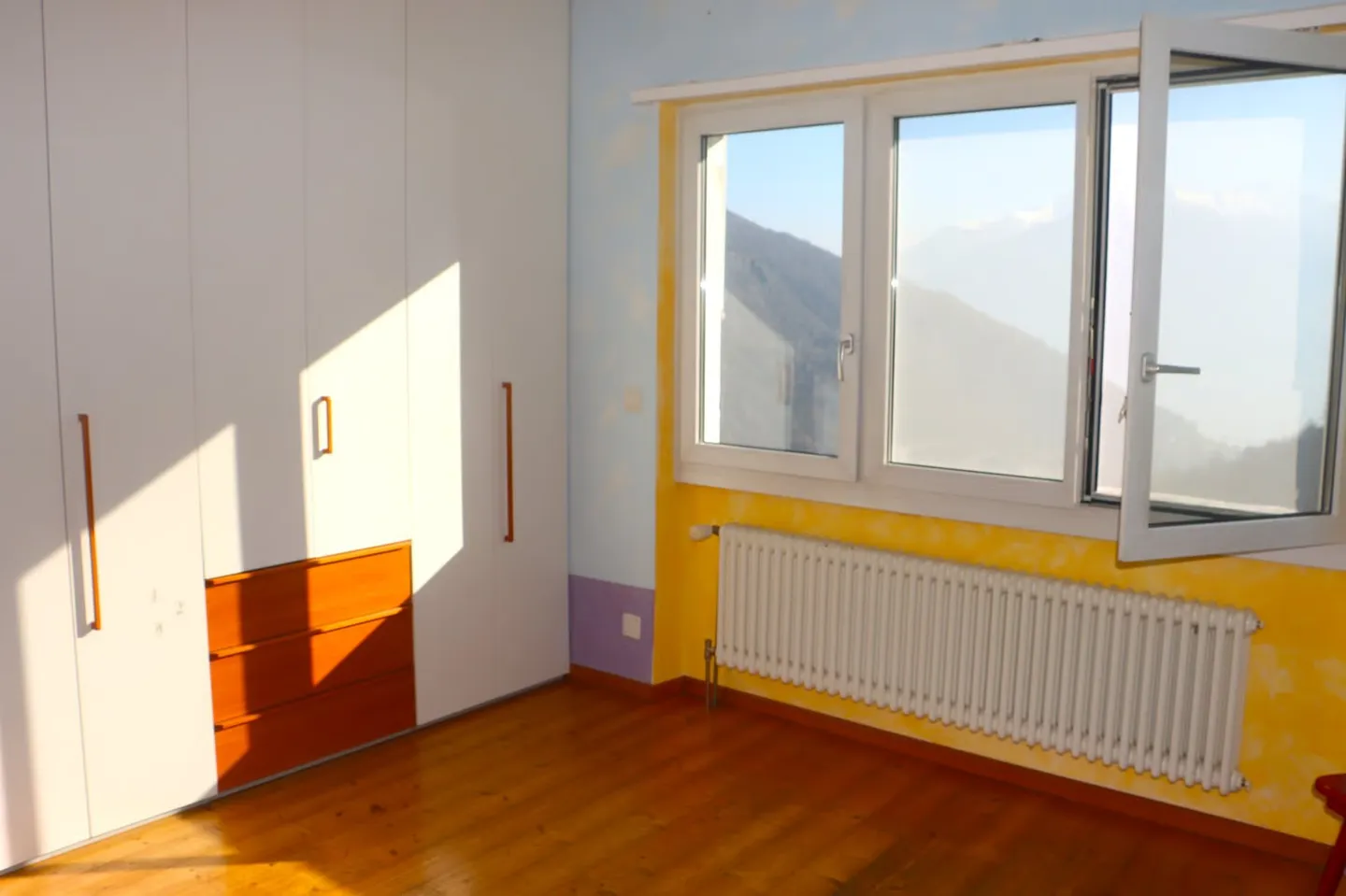 Casa bifamiliare soleggiata vicino ai laghi - Foto 16 di 22