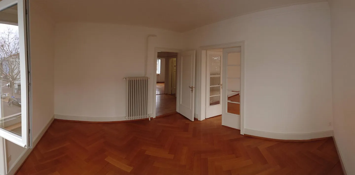 Beautiful central 3-room apartment with living kitchen and sunny balcony - Photo 5 of 10