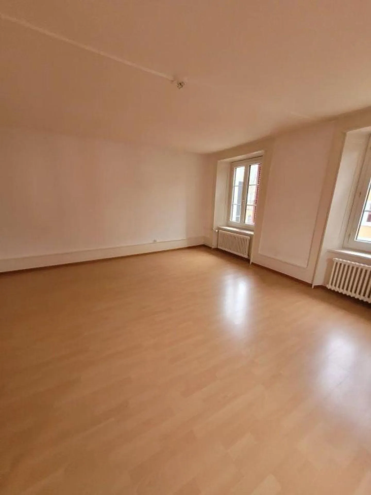 Charmante Wohnung in Fleurier - Foto 8 von 11