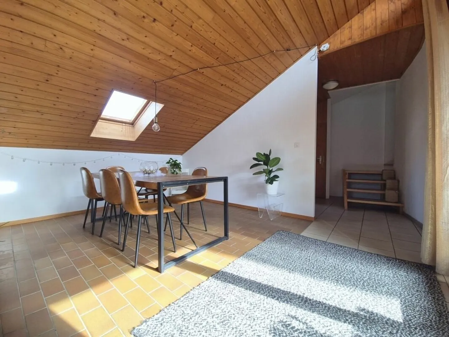 Spacious 3-room apartment - 1 bedroom - Photo 3 of 9