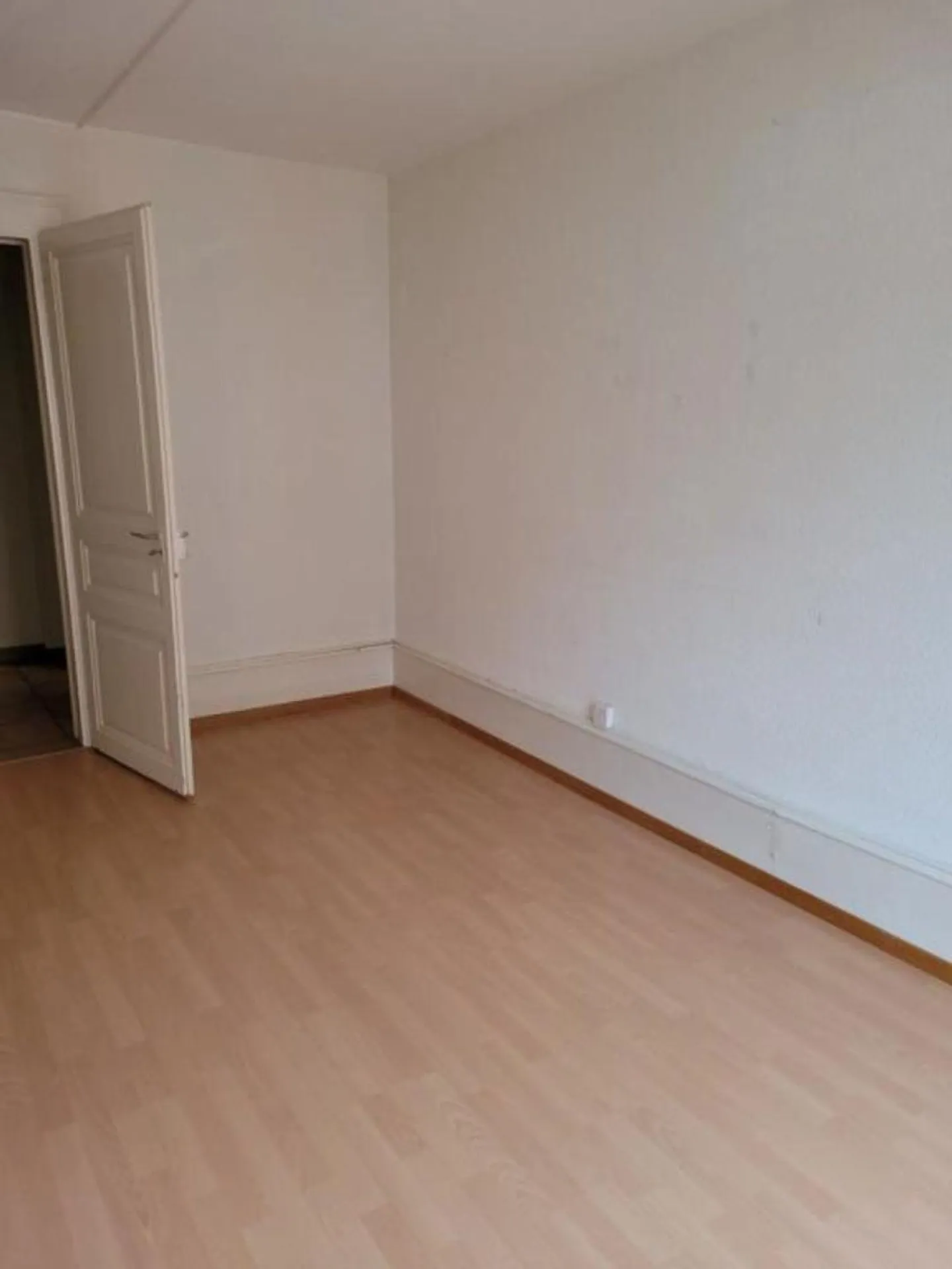 Charmante Wohnung in Fleurier - Foto 9 von 11