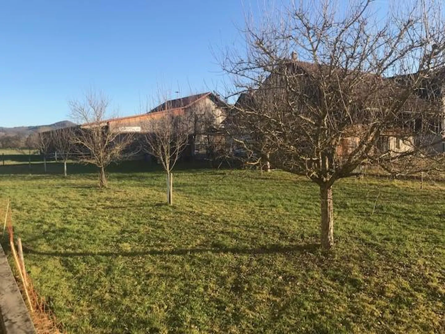 Edificio residenziale - Foto 1 di 12