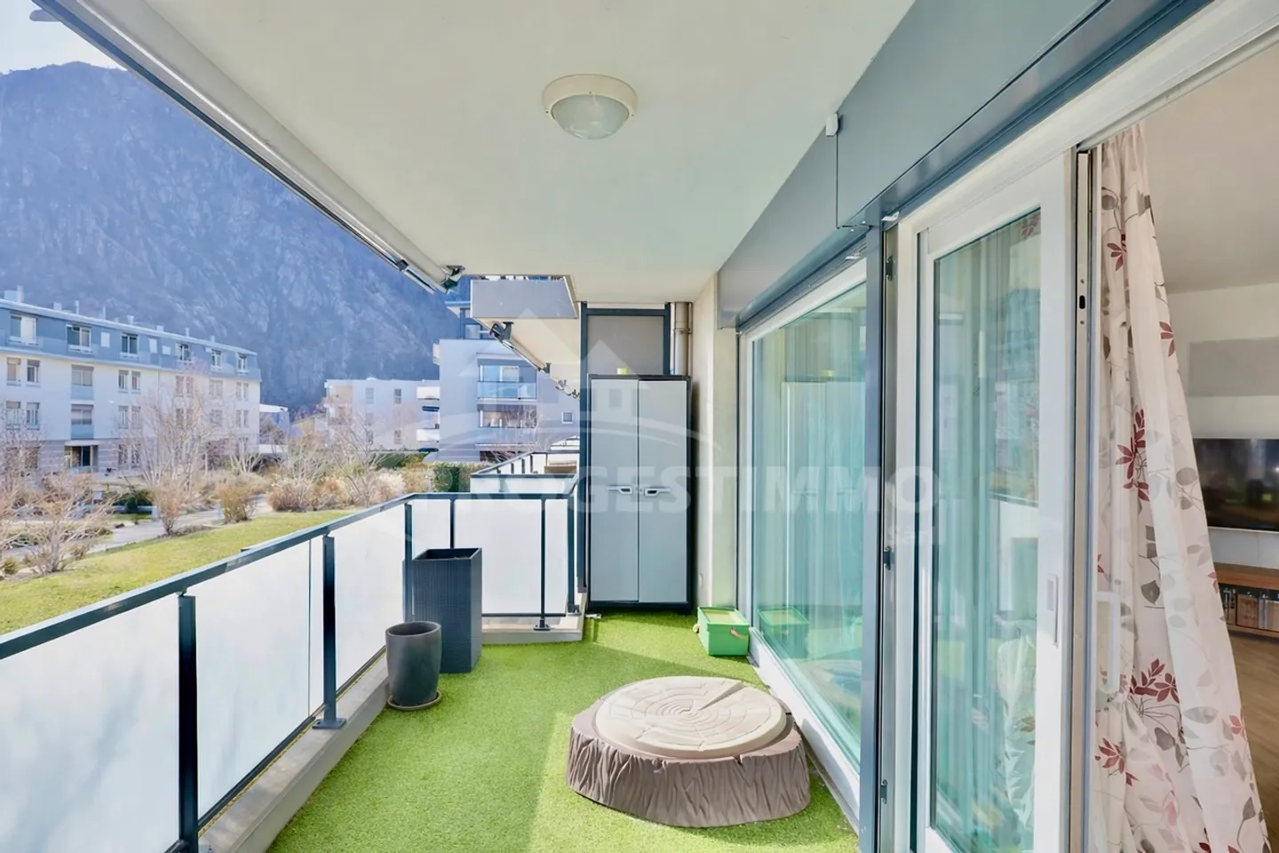 Appartement lumineux avec vue imprenable - Photo 8 sur 9