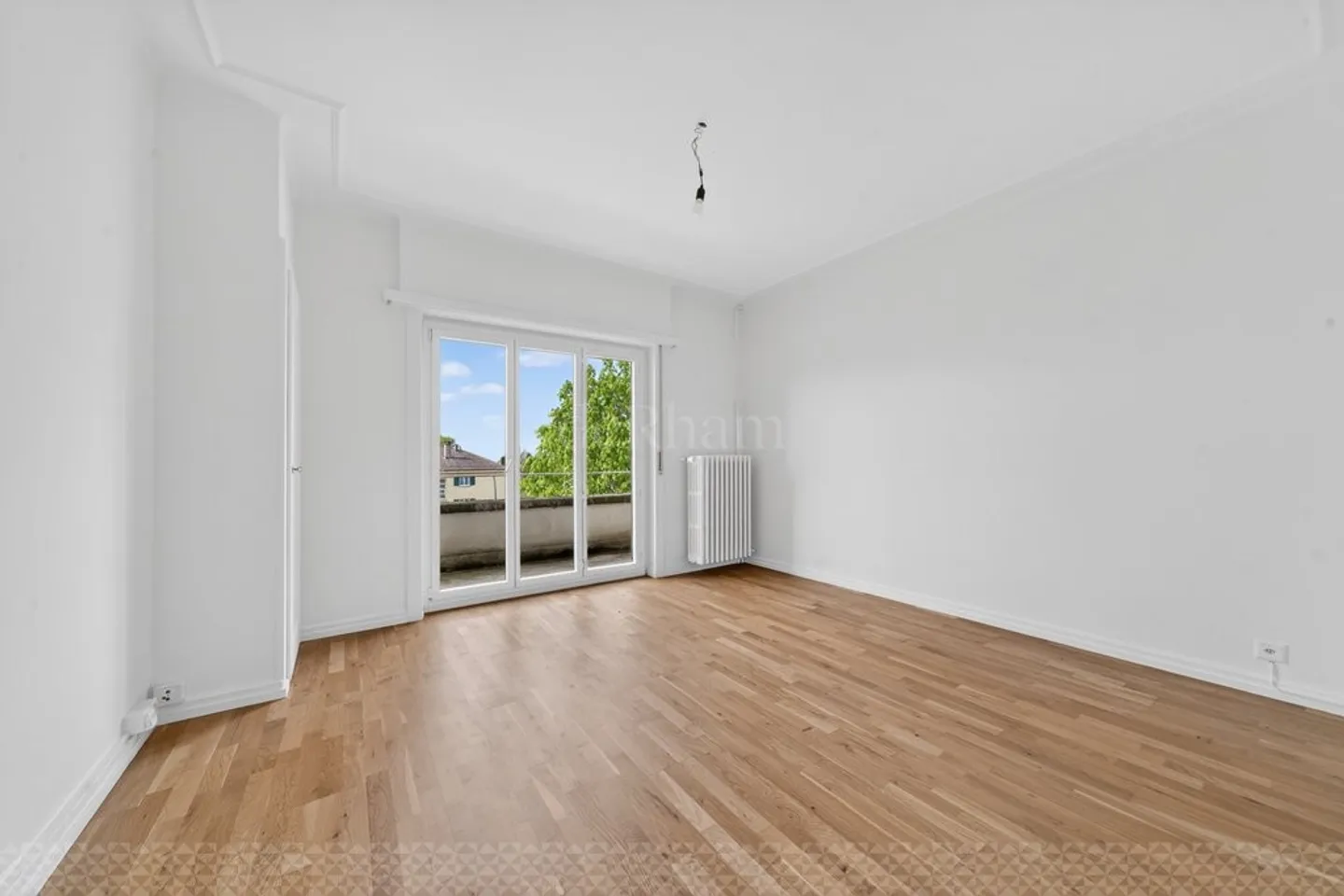 Beautiful bright apartment, two steps from Valency Park in Lausanne - Photo 6 of 8