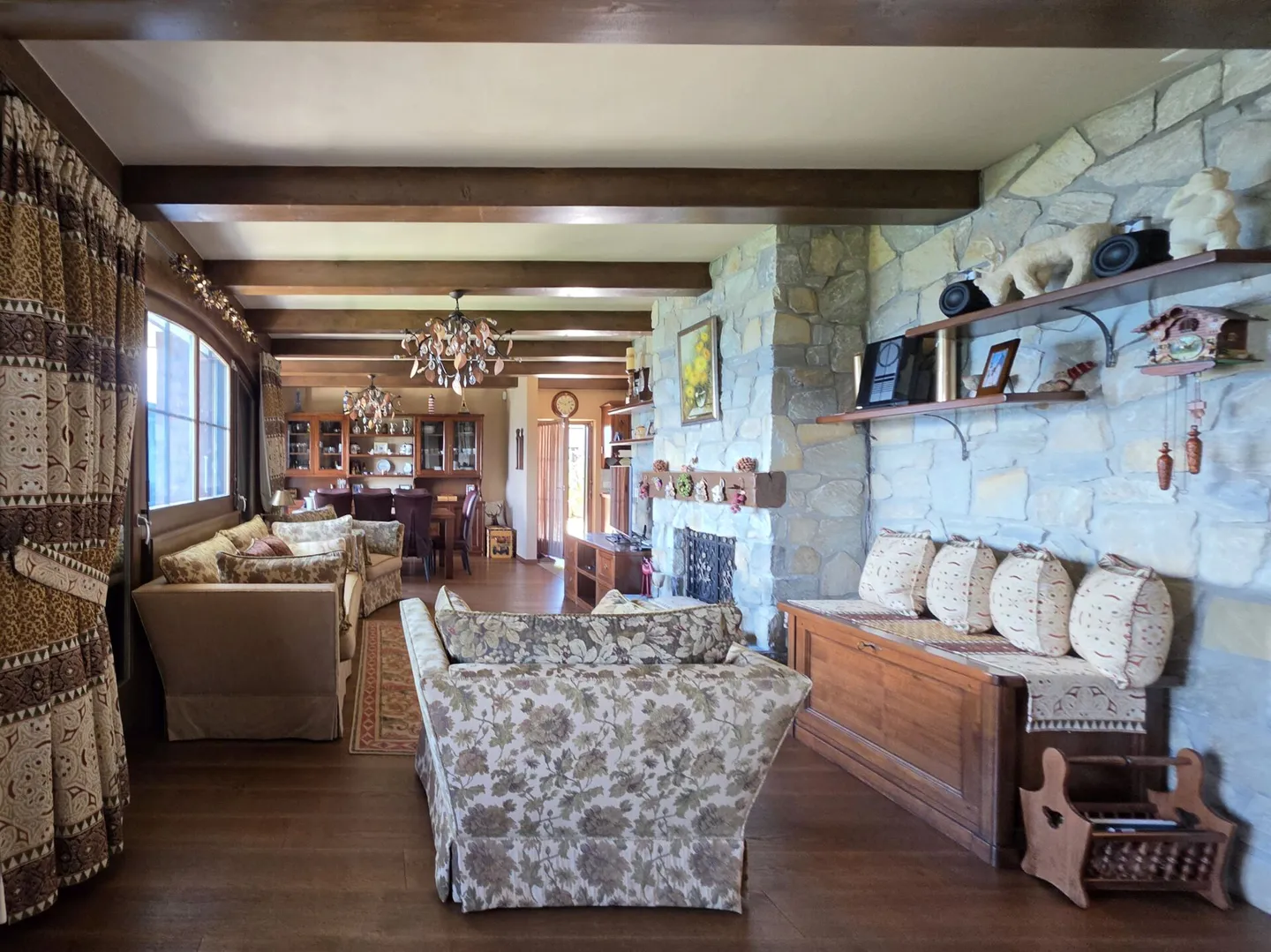 Chalet magnifique dans la nature - Photo 4 sur 12