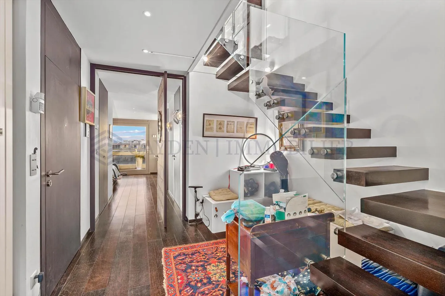 Penthouse with panoramic view - Photo 2 of 8