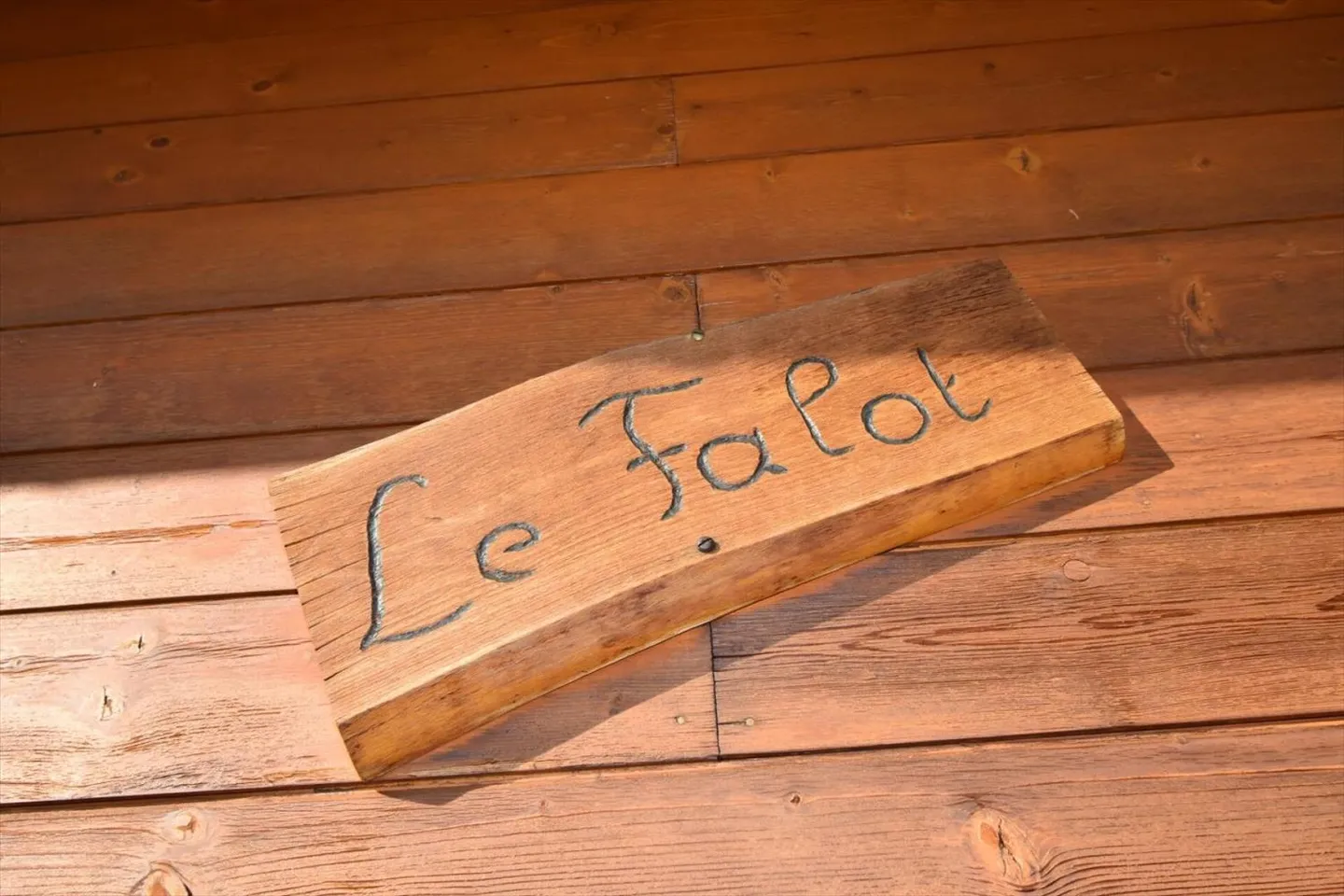 Single-family house with 6 rooms in Leysin - Photo 1 of 13