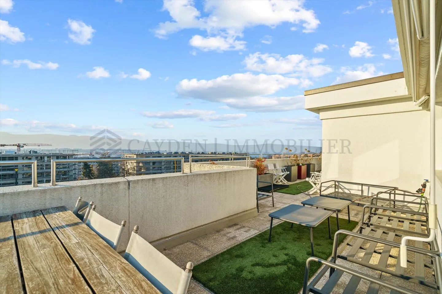 Penthouse with panoramic view - Photo 7 of 8