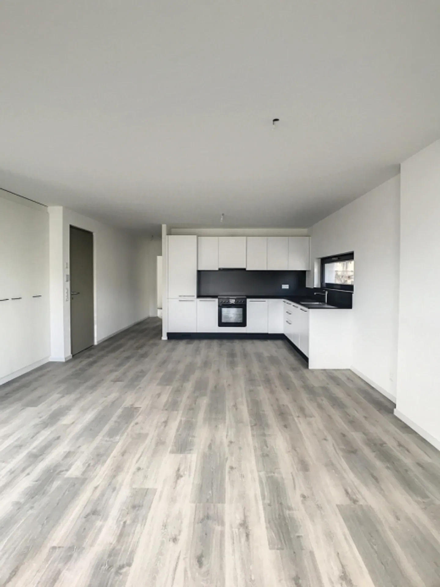 Appartement 3,5 pièces avec balcon - Photo 5 sur 11