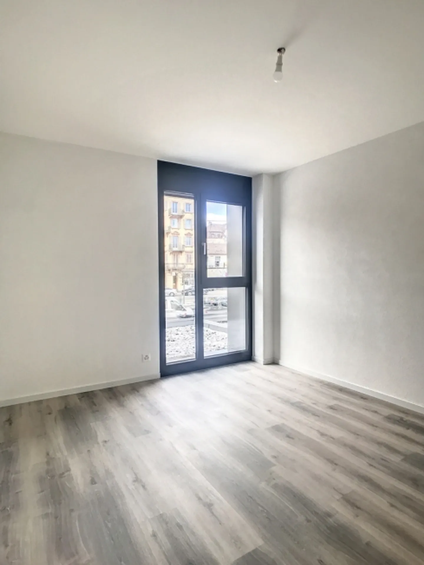 Appartement 3,5 pièces avec balcon - Photo 8 sur 11