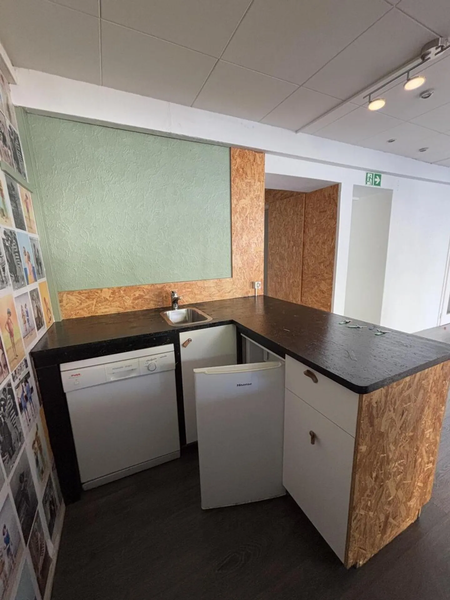 Spazio commerciale a Neuchâtel con vetrine - Foto 7 di 12